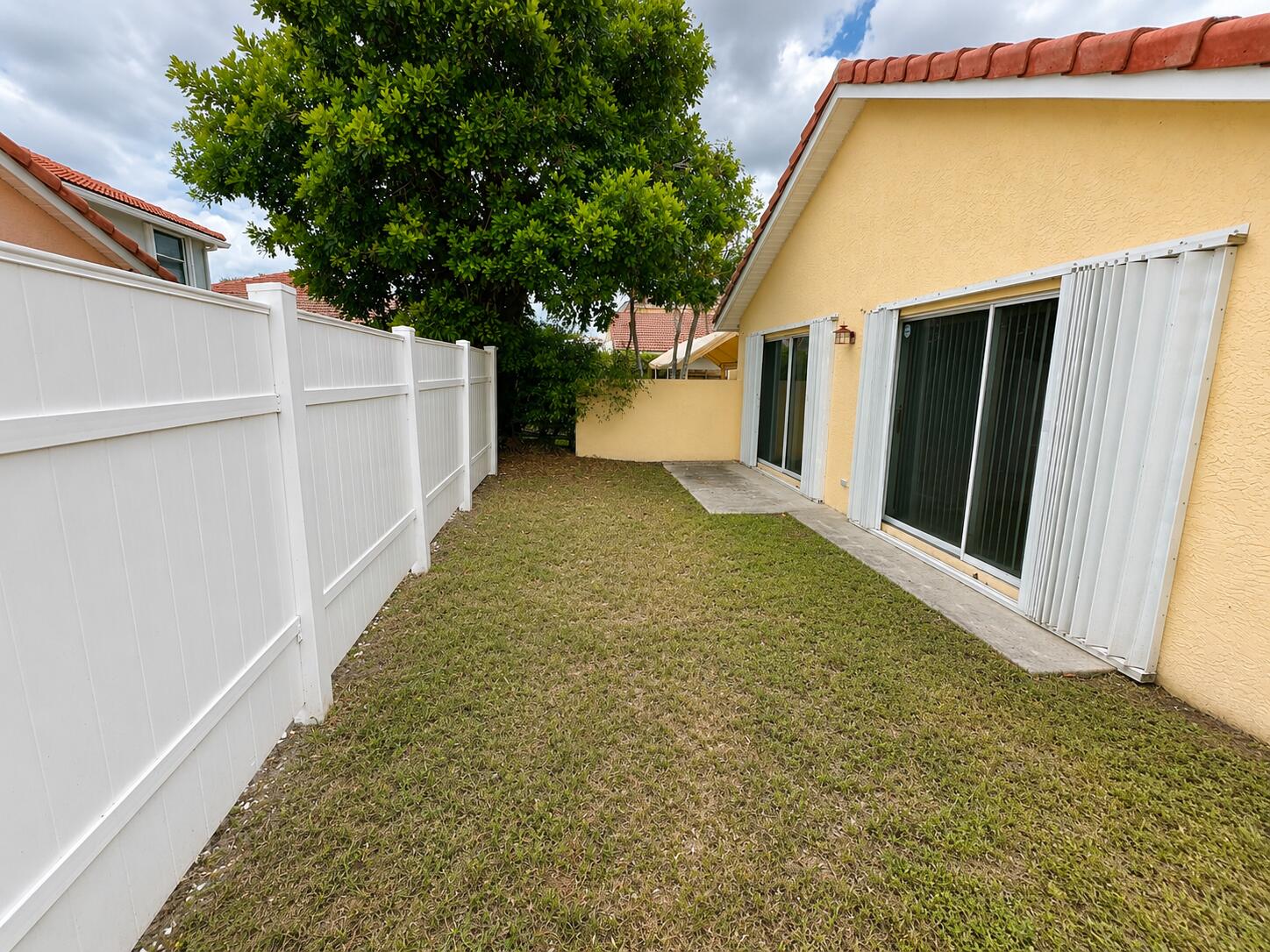 PRINCETON PLACE AT GABLES END - Residential