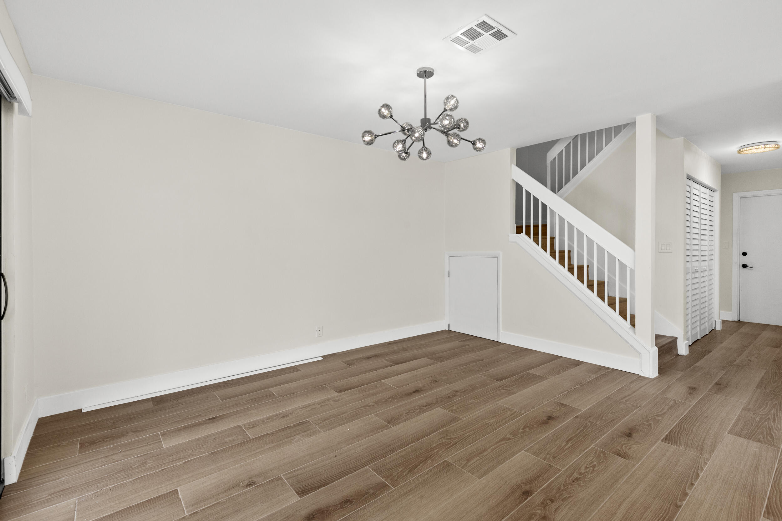 WIMBLEDON VILLAS OF VIA VERDE - Residential Lease