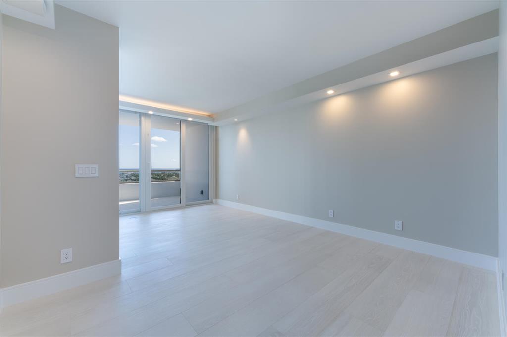 PLAZA OF THE PALM BEACHES CONDO - Residential