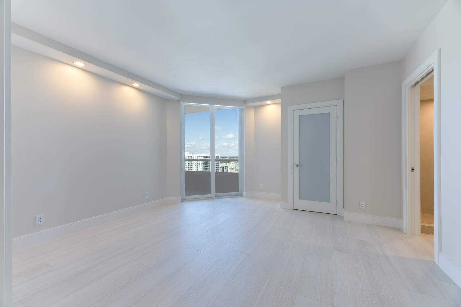PLAZA OF THE PALM BEACHES CONDO - Residential