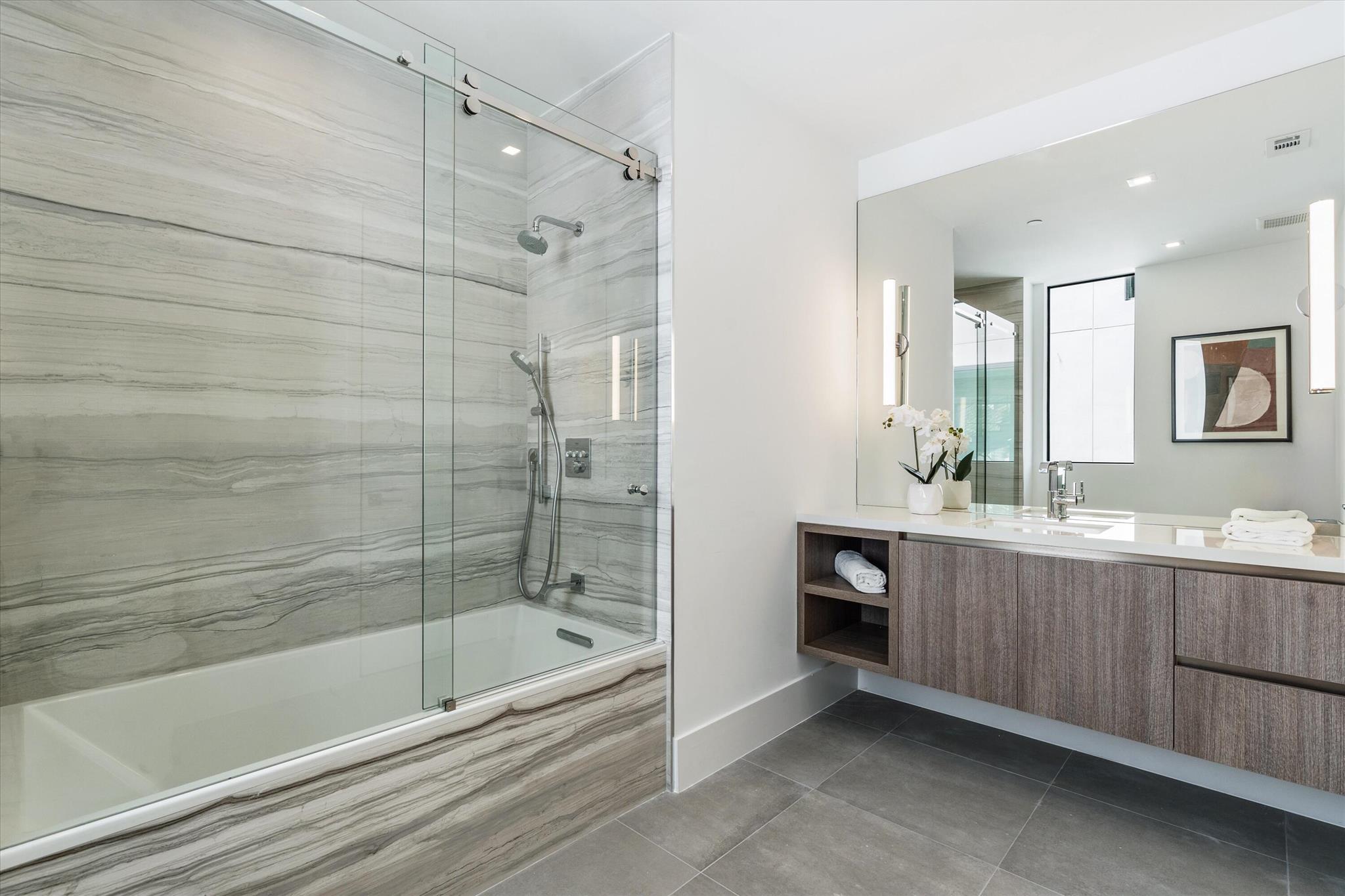ESTATES AT OCEAN DELRAY - Residential