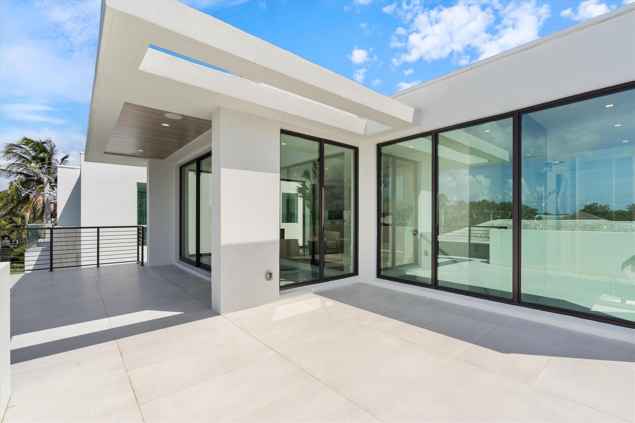ESTATES AT OCEAN DELRAY - Residential