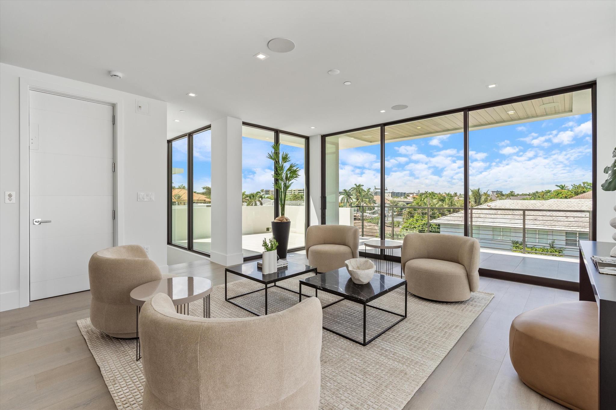 ESTATES AT OCEAN DELRAY - Residential