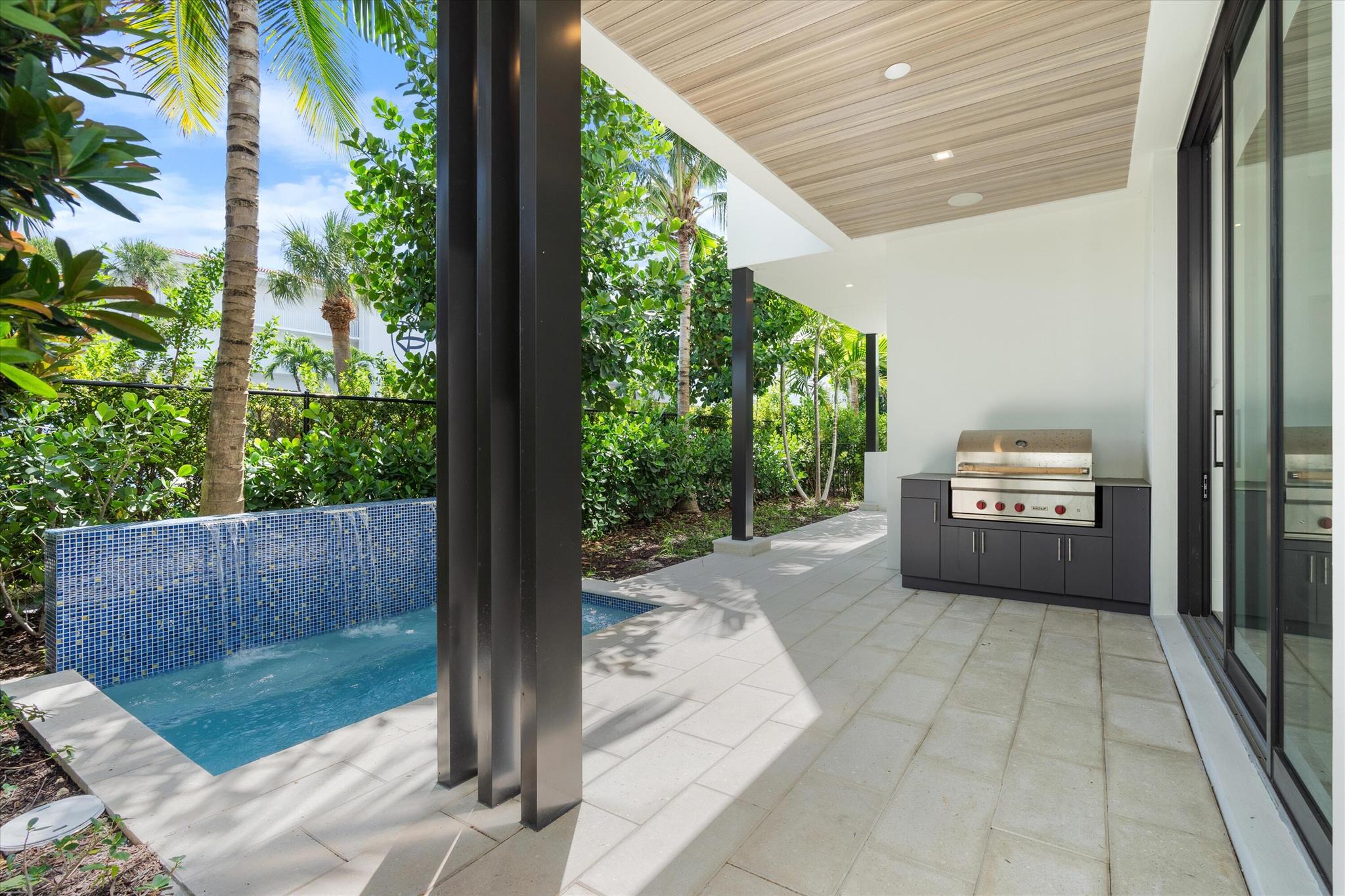 ESTATES AT OCEAN DELRAY - Residential