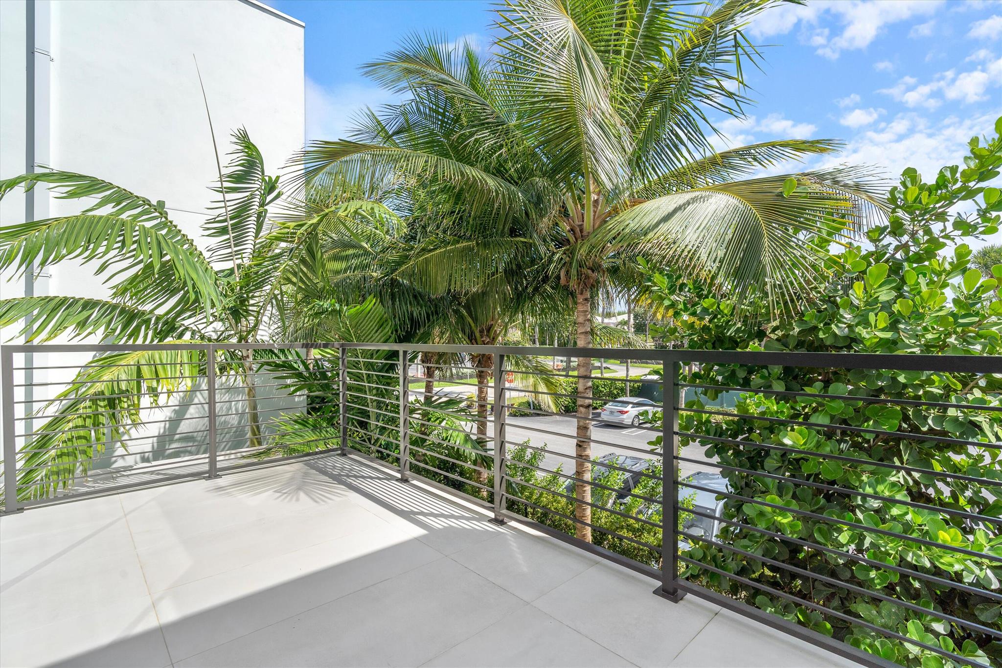 ESTATES AT OCEAN DELRAY - Residential