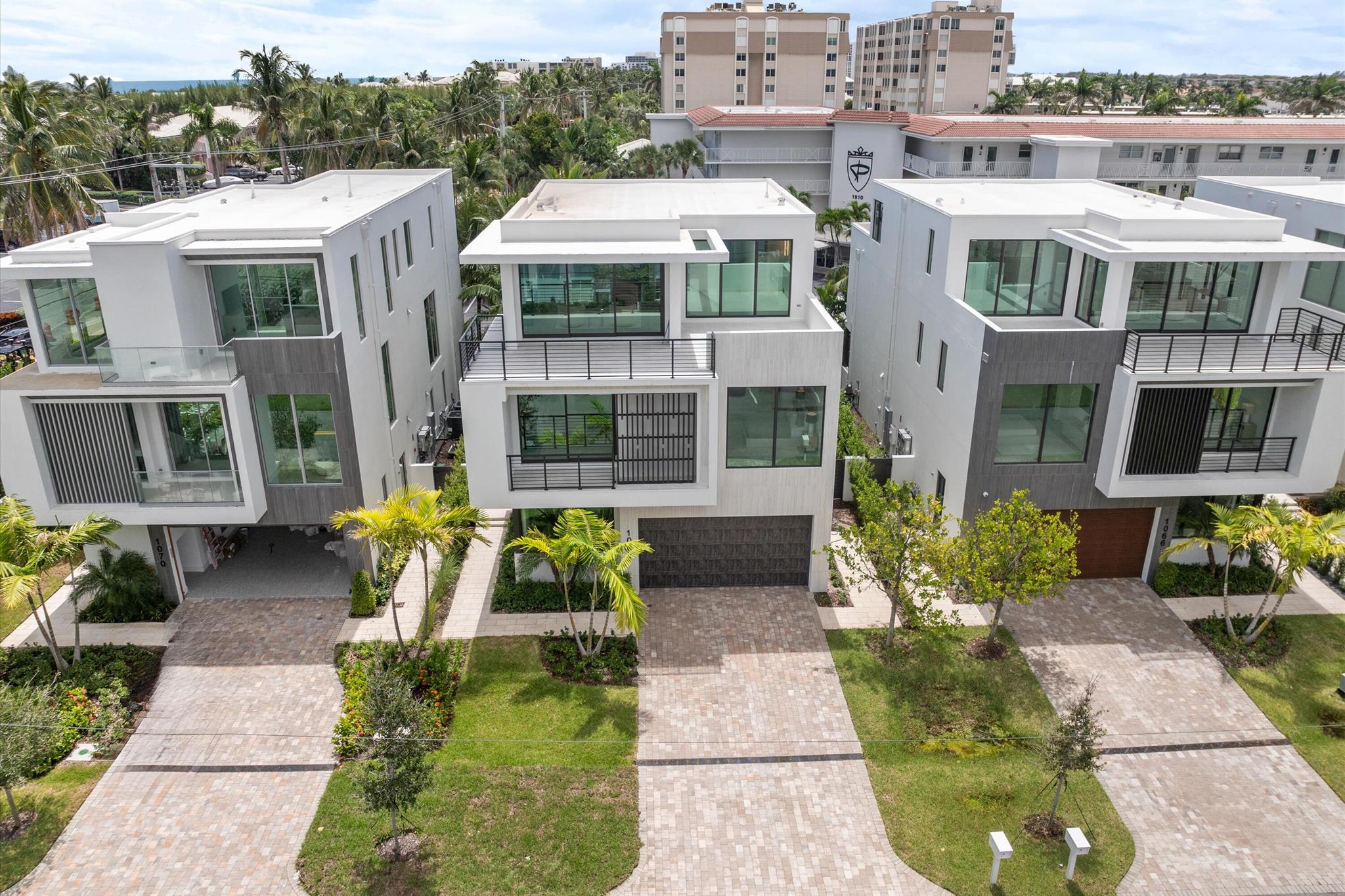ESTATES AT OCEAN DELRAY - Residential