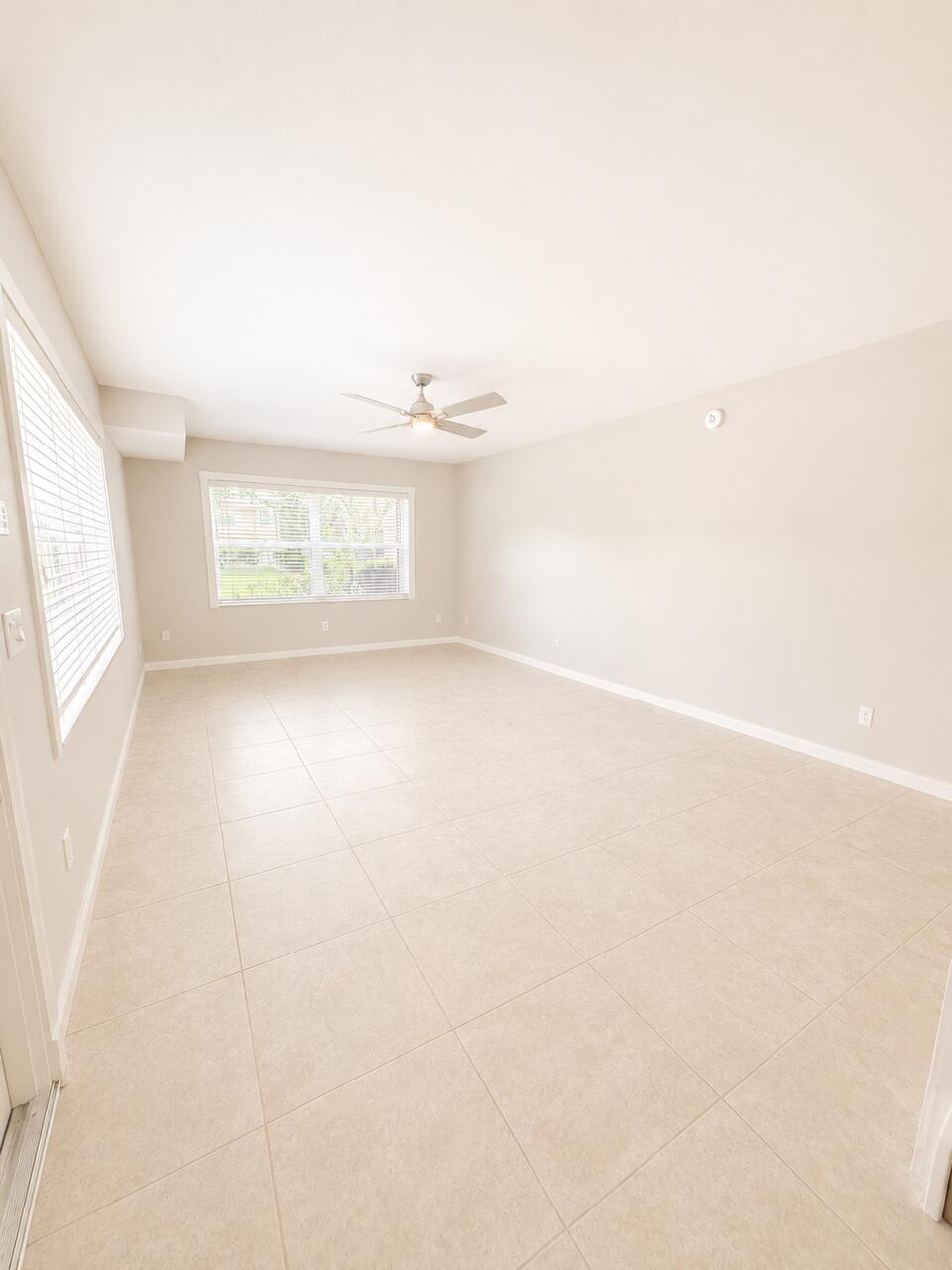 STAMFORD AT THE VILLAGES OF PALM BEACH L - Residential Lease