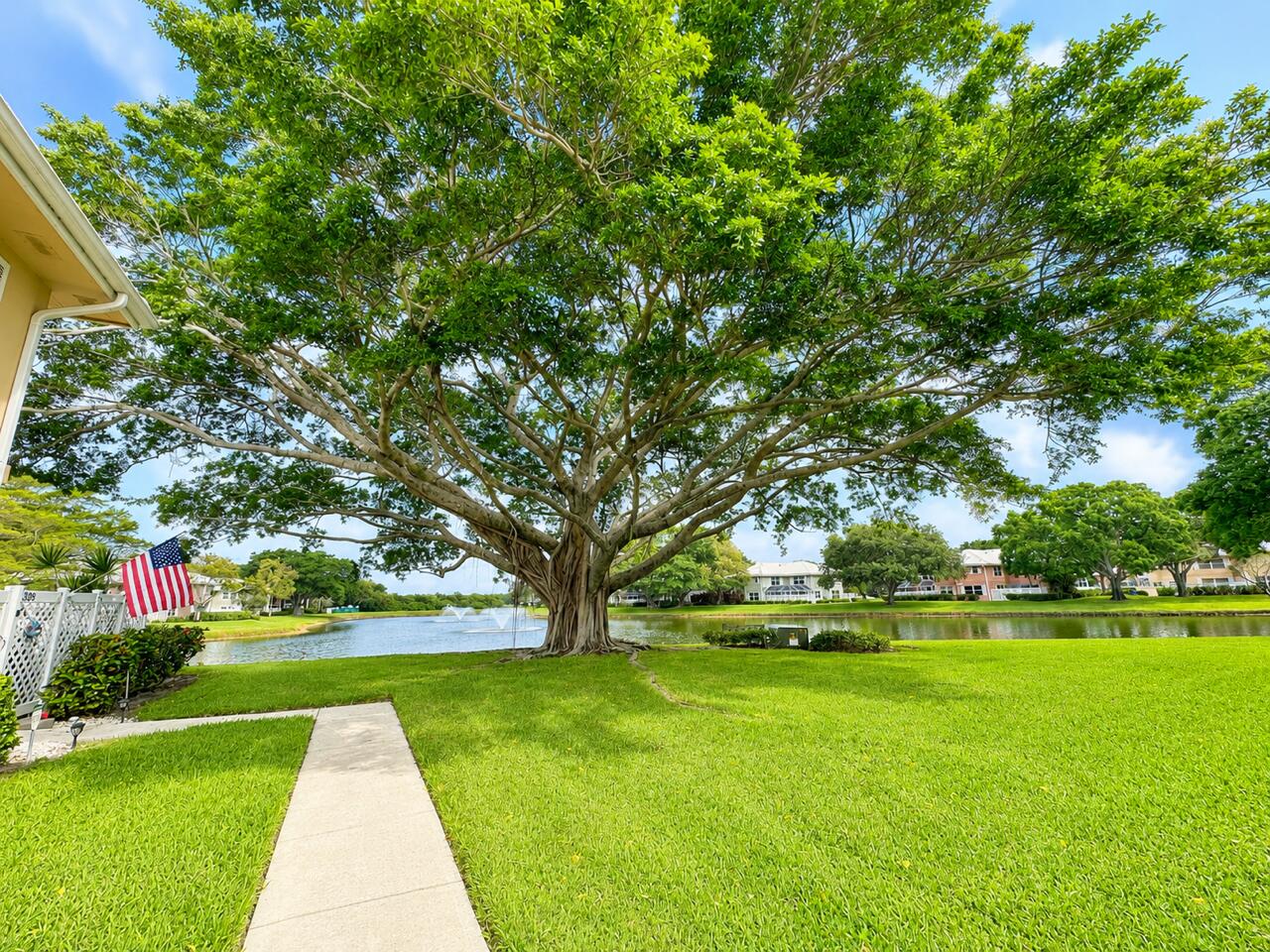 STAMFORD AT THE VILLAGES OF PALM BEACH L - Residential Lease
