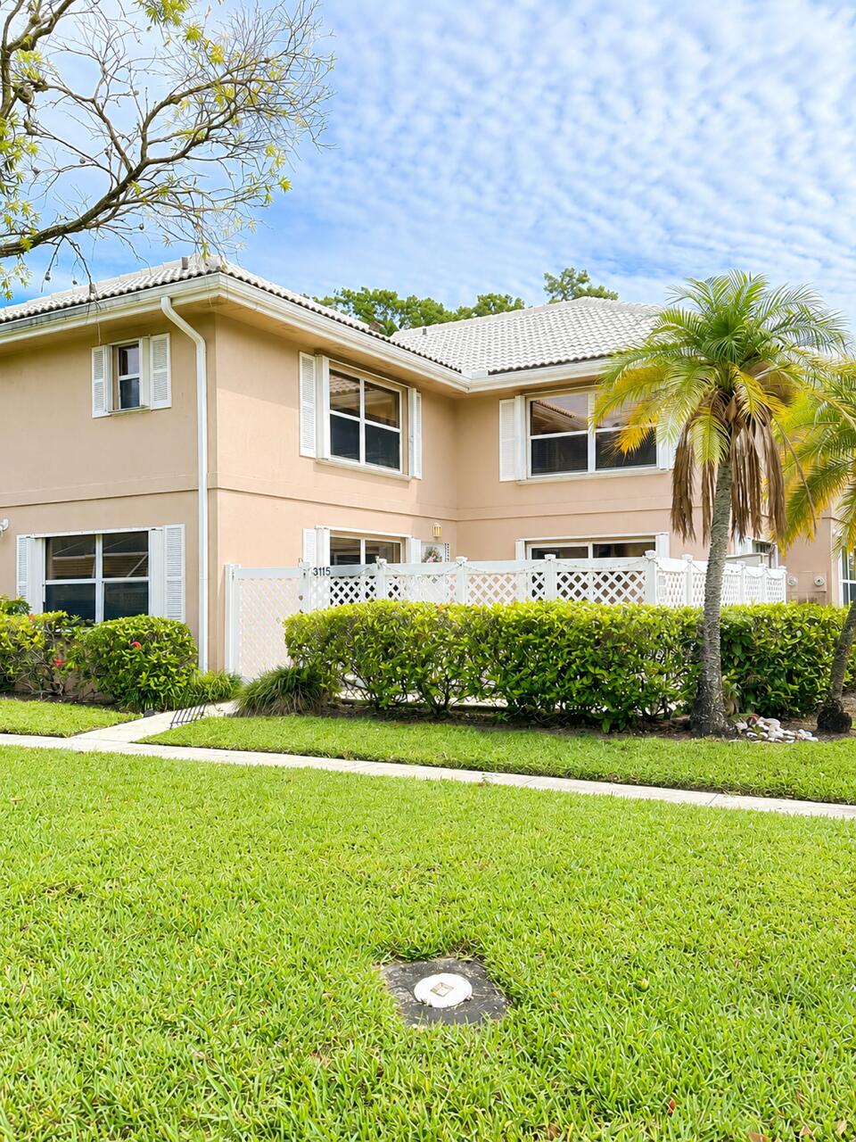 STAMFORD AT THE VILLAGES OF PALM BEACH L - Residential Lease