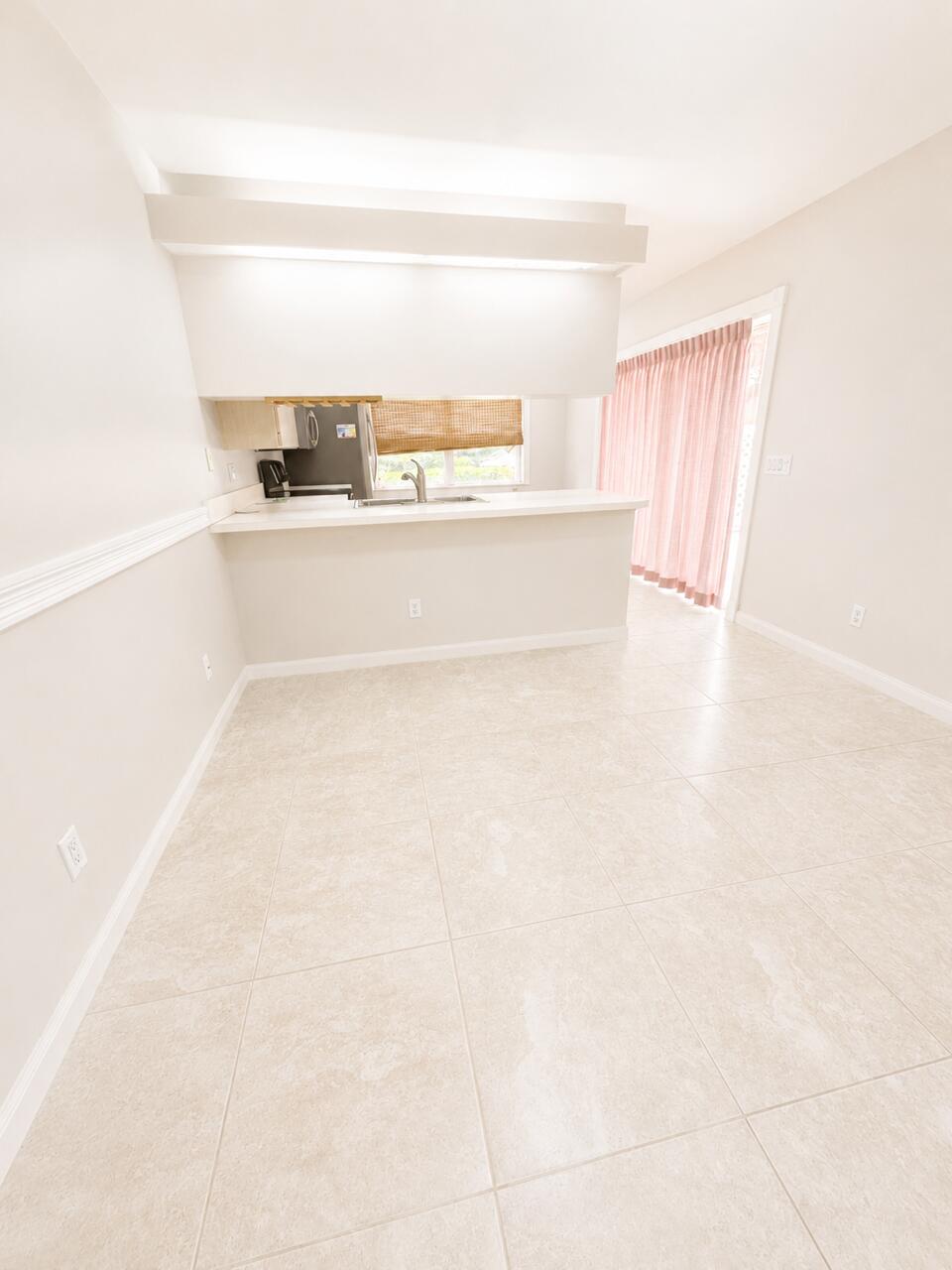 STAMFORD AT THE VILLAGES OF PALM BEACH L - Residential Lease