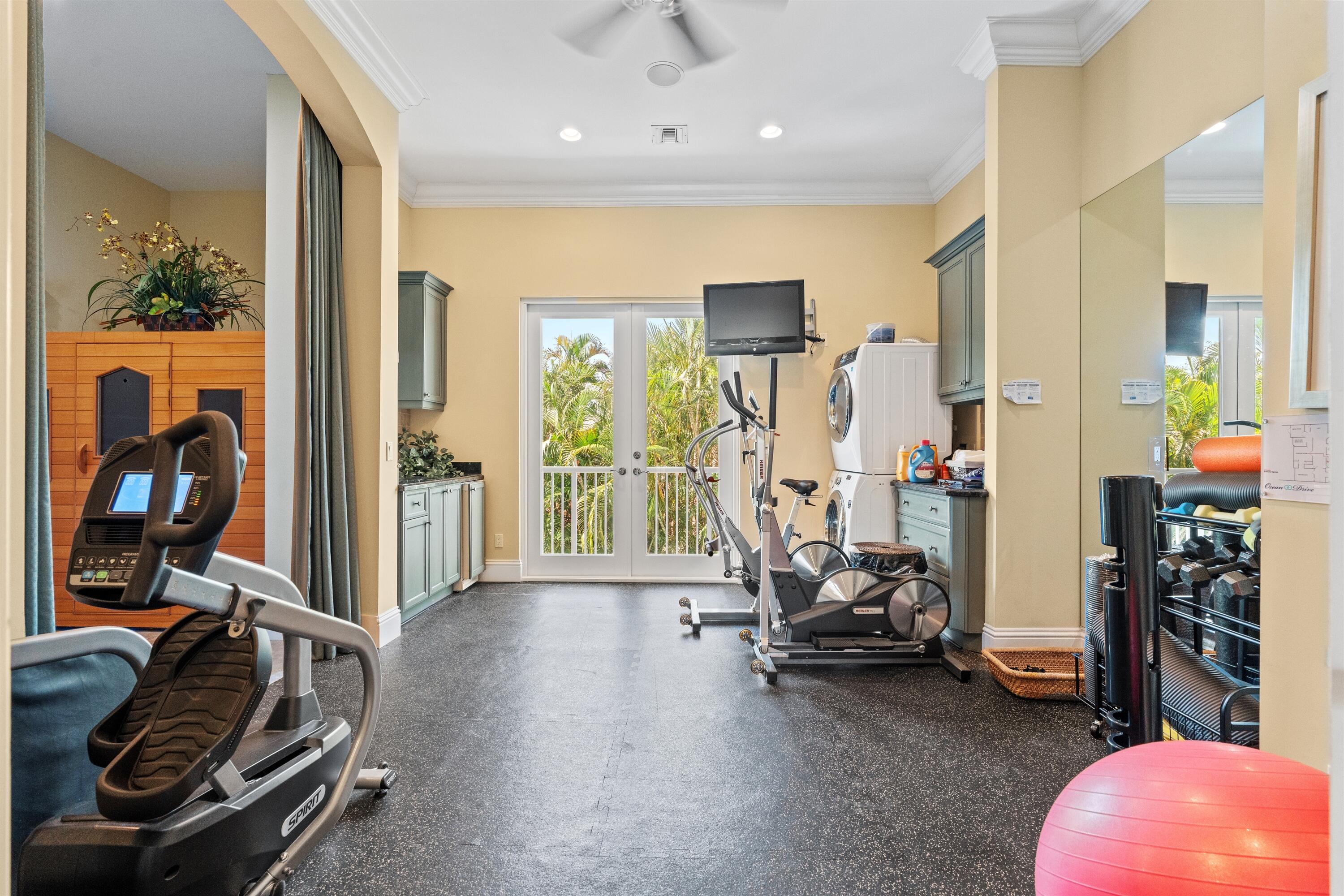 SEASPRAY ESTATES DELRAY BCH - Residential
