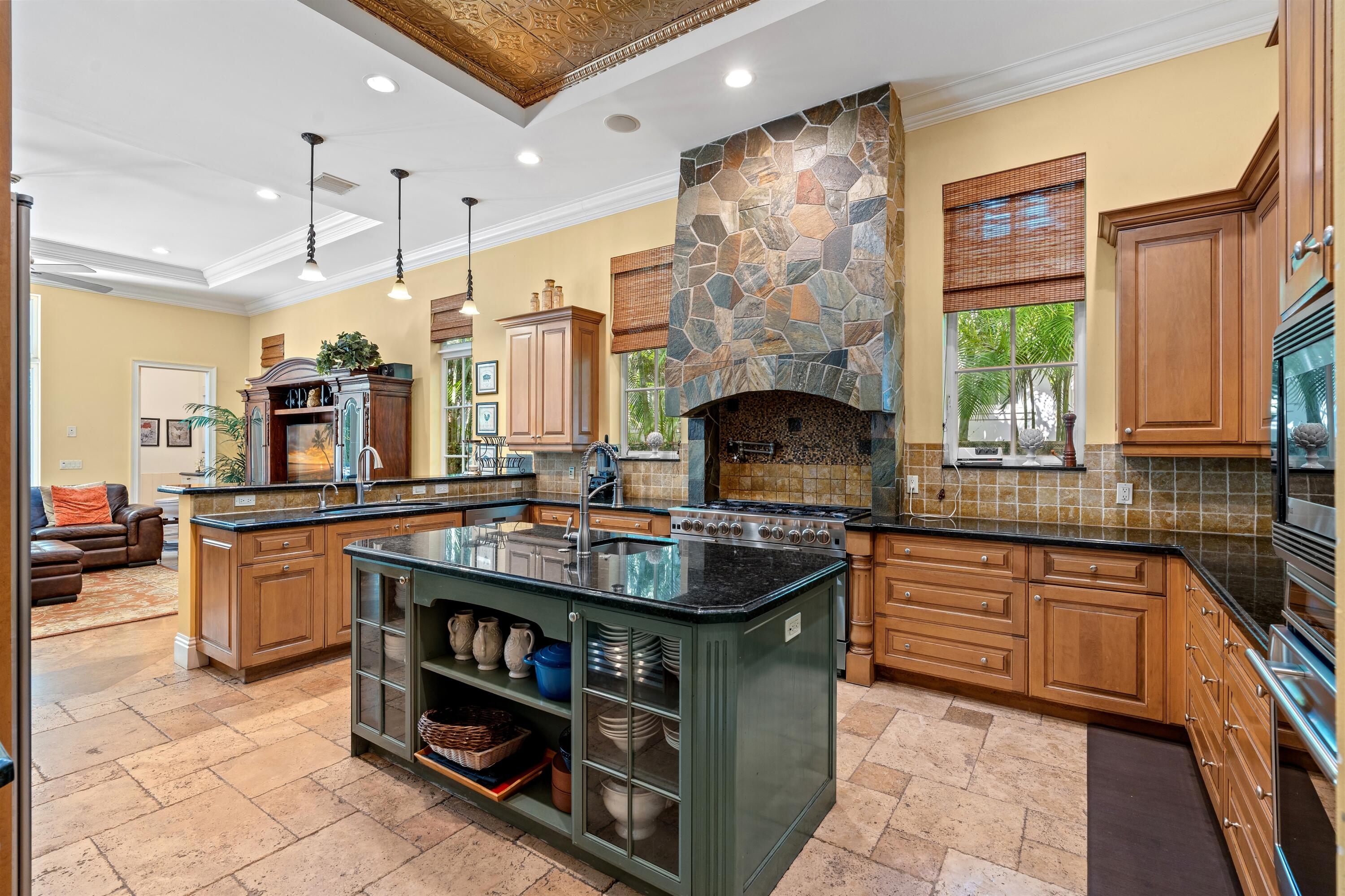 SEASPRAY ESTATES DELRAY BCH - Residential