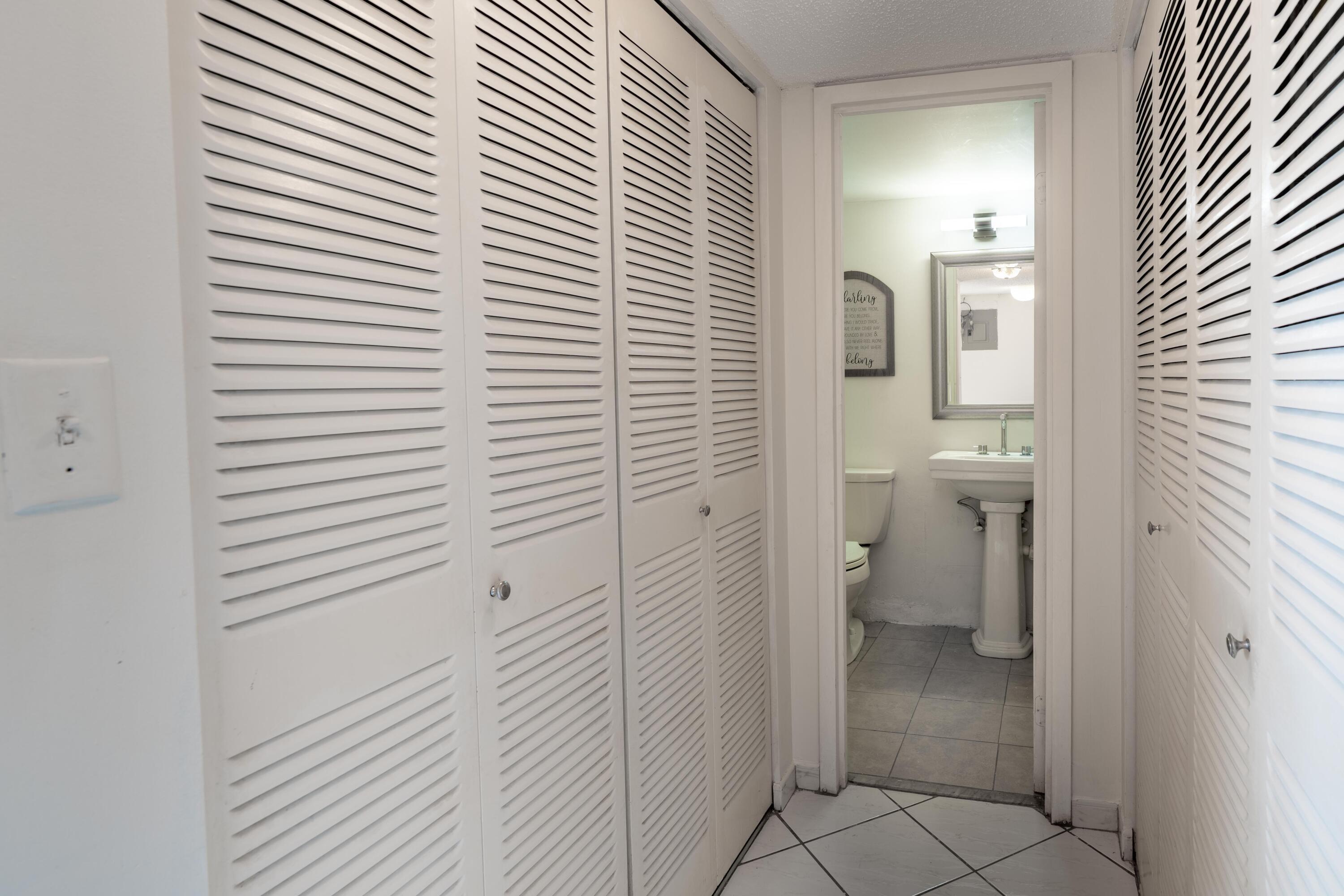 SANDS POINT CONDOMINIUM III - Residential