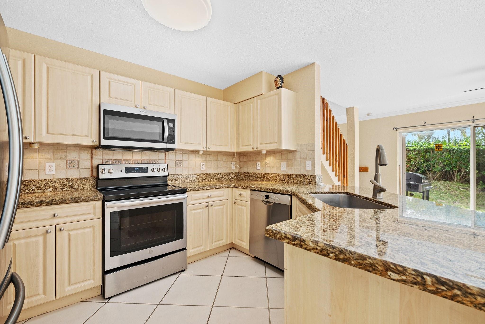 CORSPR VILLAGE GREEN - Residential