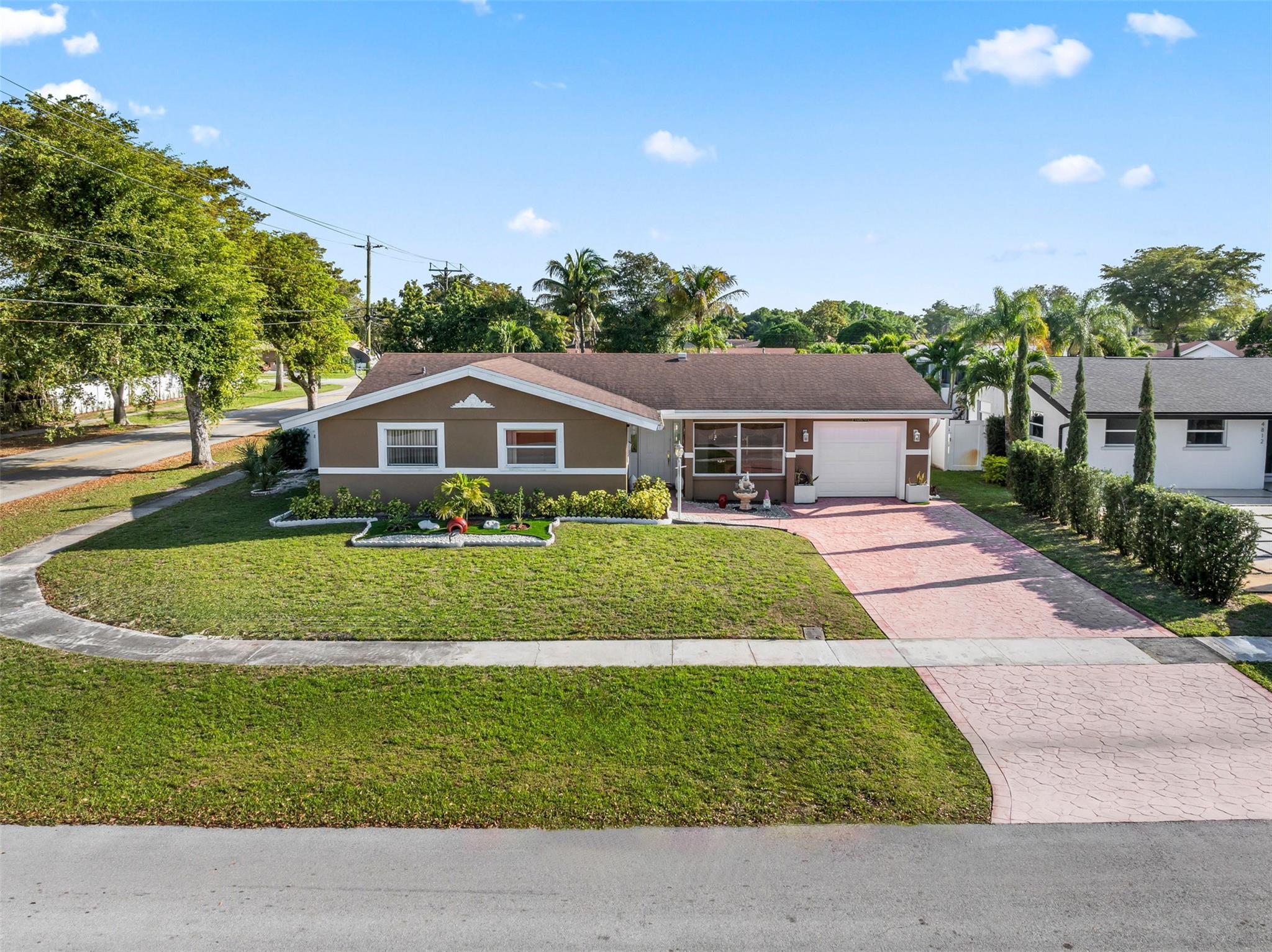 BREEZESWEPT PARK ESTATES - Residential