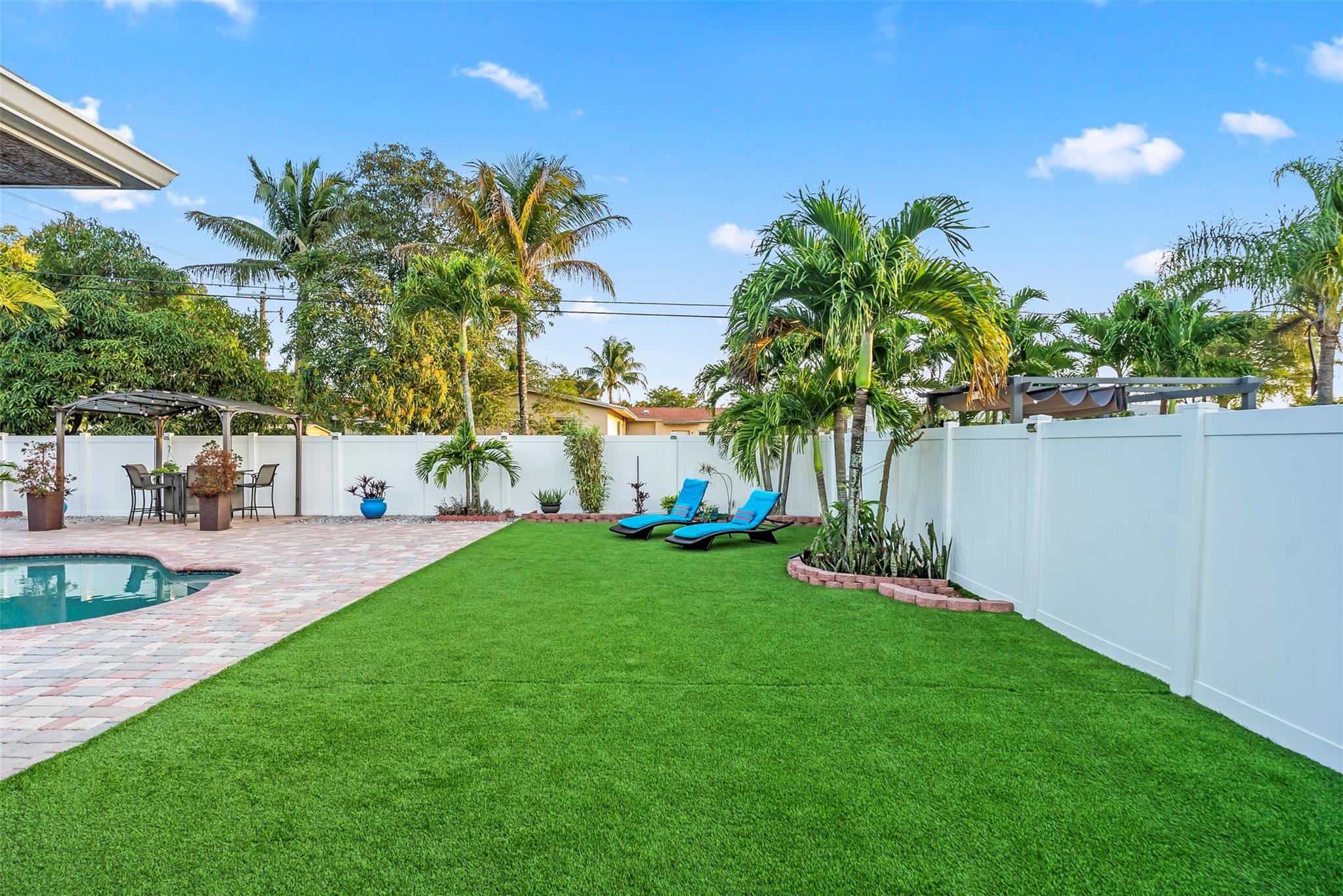 BREEZESWEPT PARK ESTATES - Residential