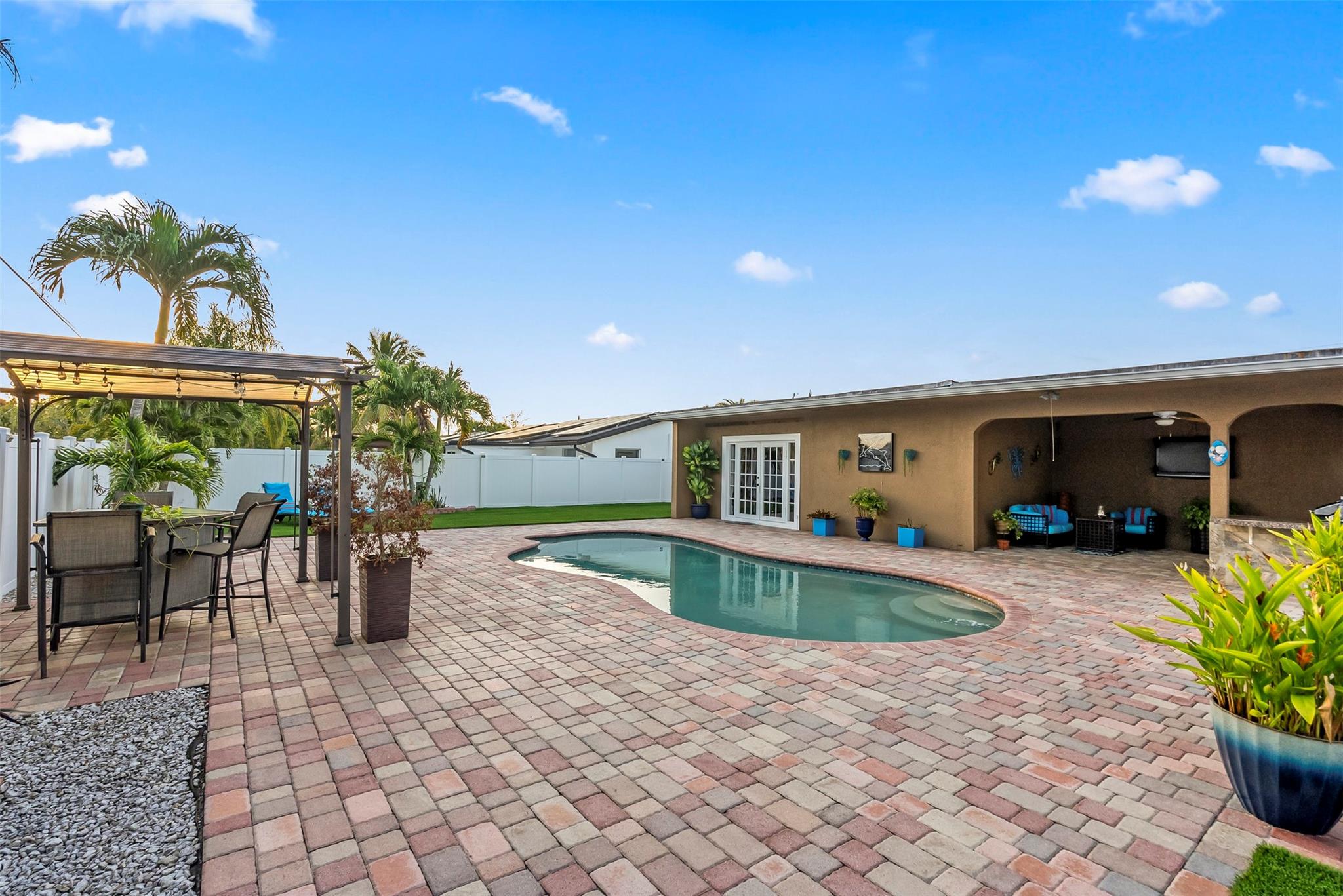 BREEZESWEPT PARK ESTATES - Residential