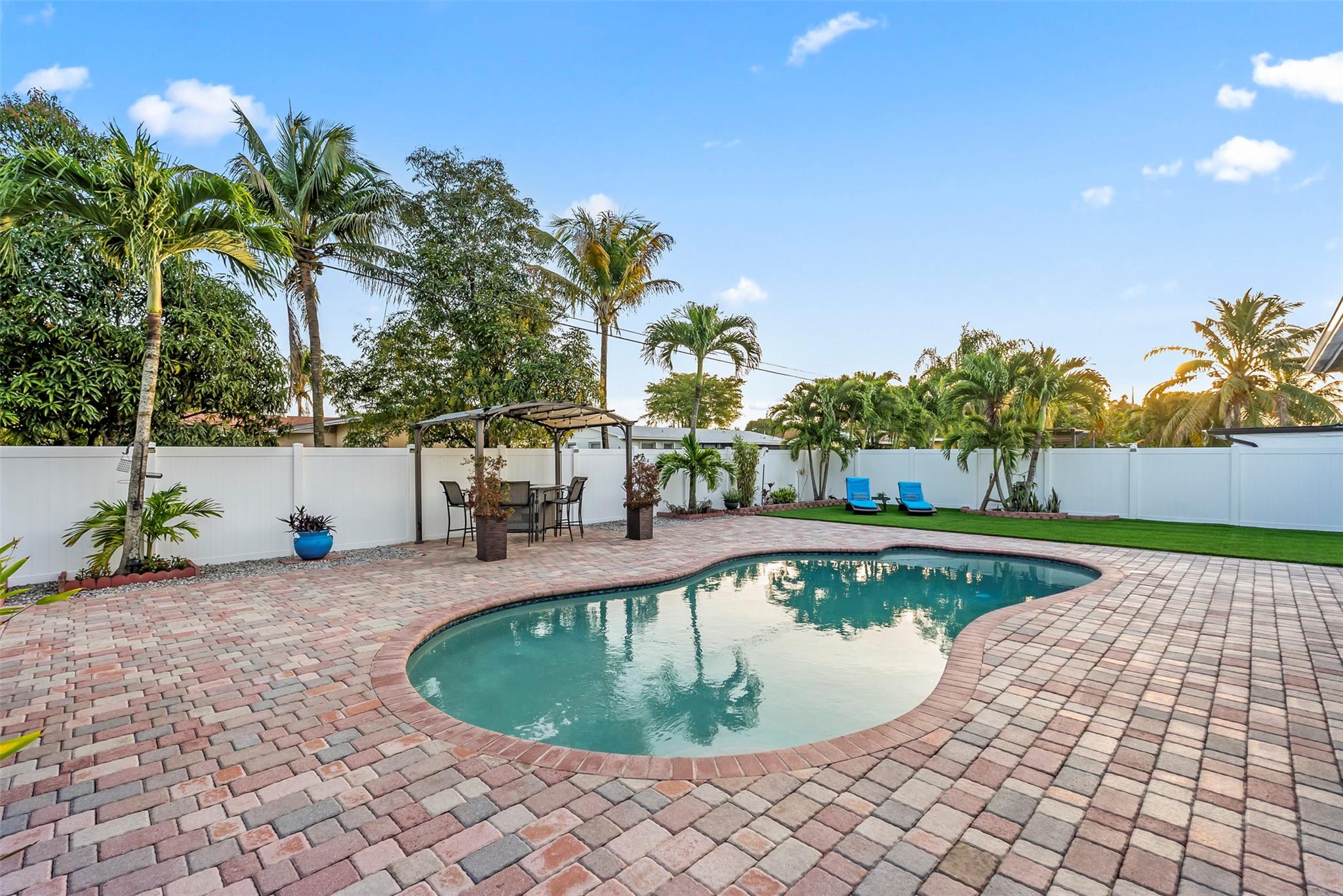 BREEZESWEPT PARK ESTATES - Residential