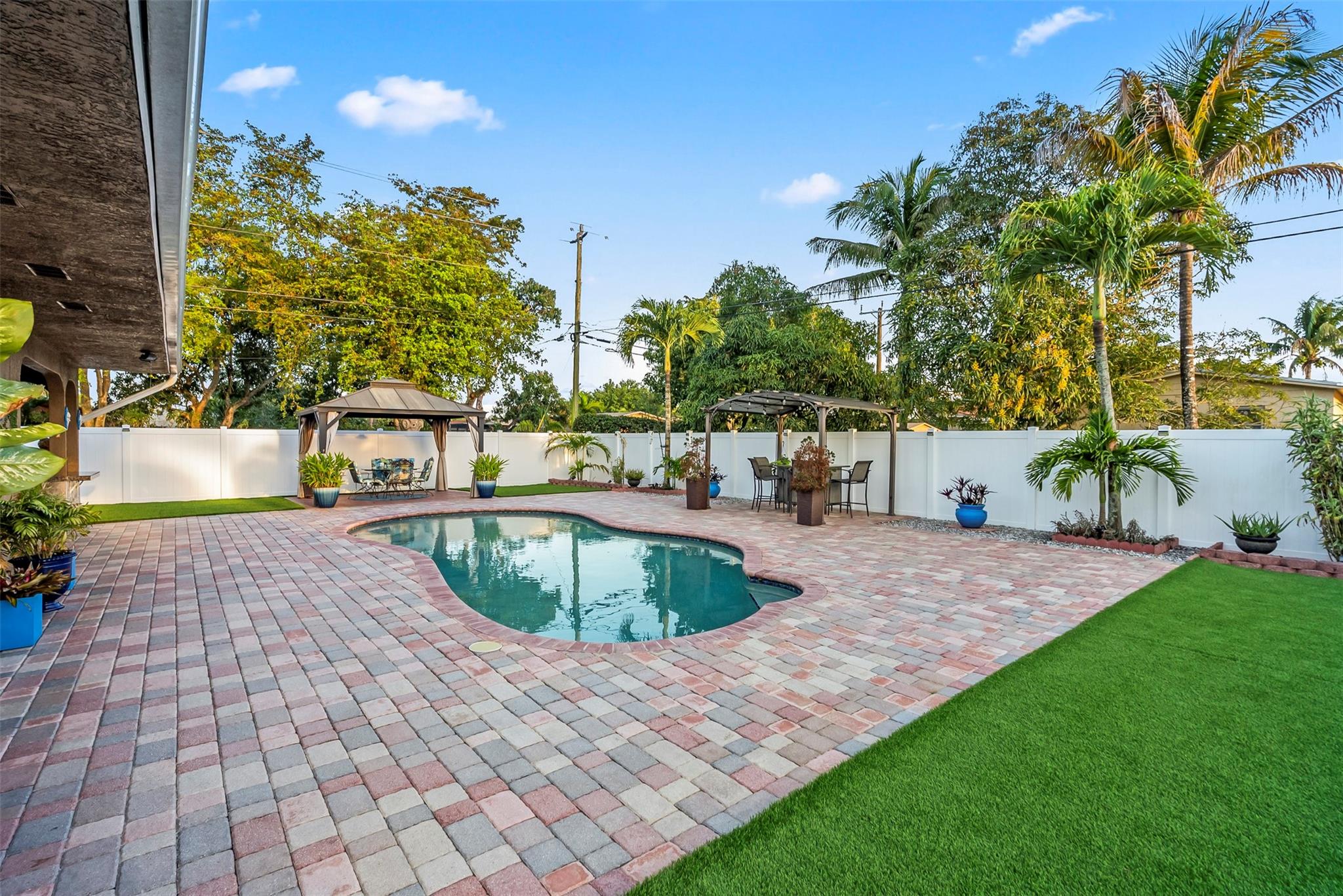 BREEZESWEPT PARK ESTATES - Residential