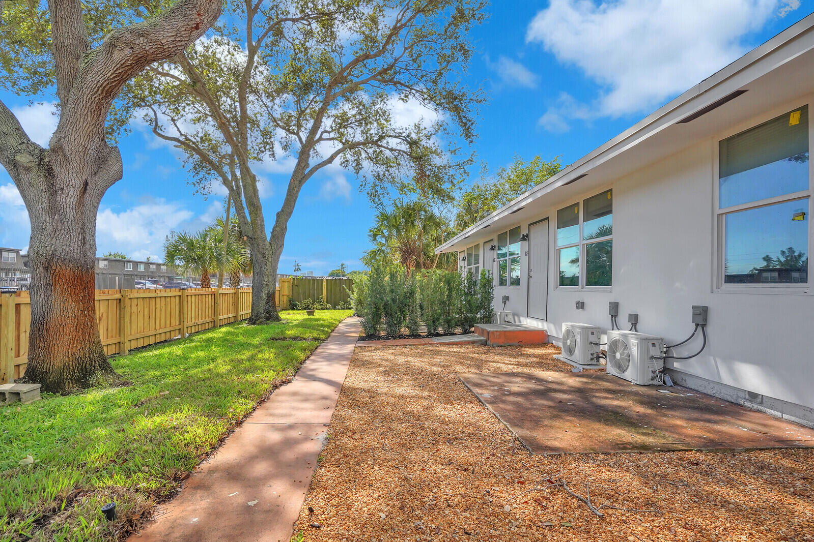 WESTFIELD AT WPB - Residential Lease