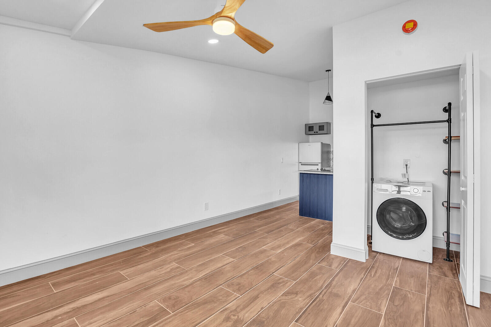 WESTFIELD AT WPB - Residential Lease