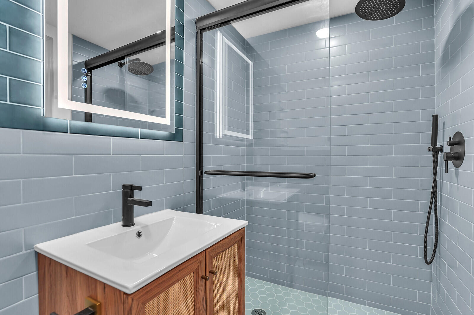 WESTFIELD AT WPB - Residential Lease
