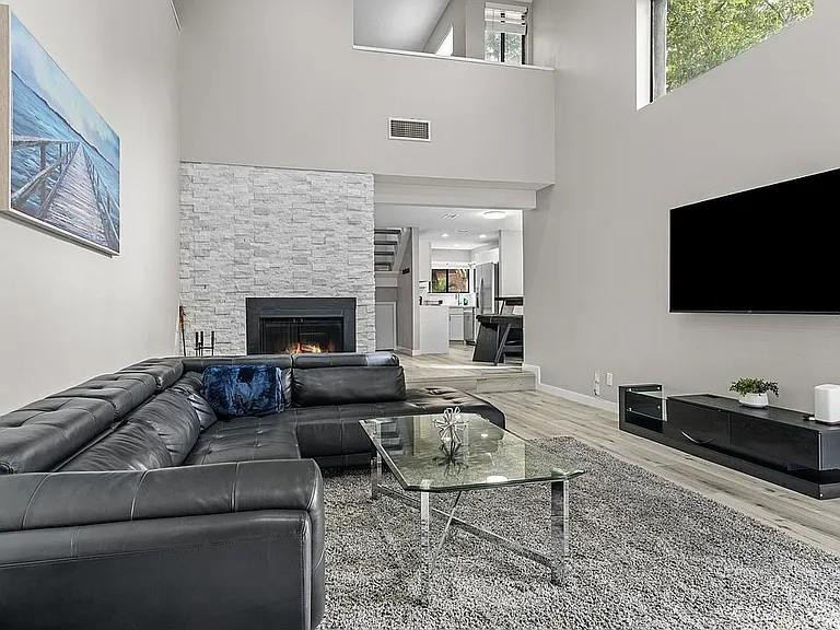 Cedar Landing Jacaranda - Residential