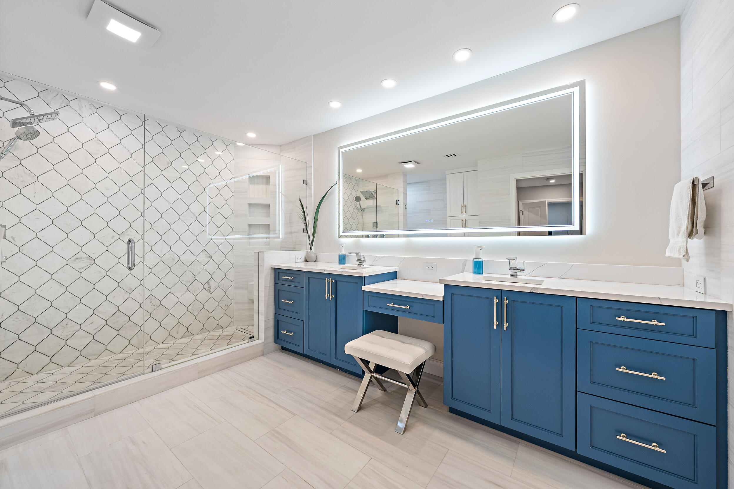 Admirals Cove - Residential