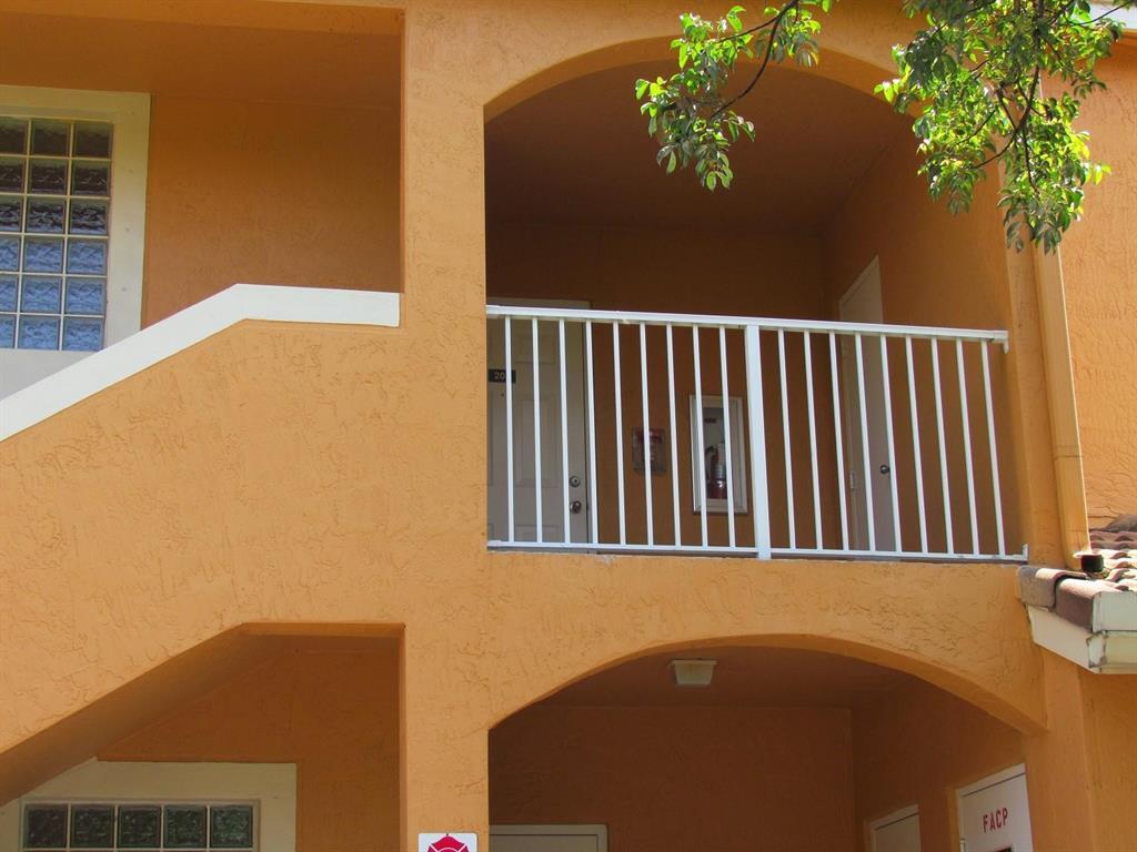 COURTYARDS AT DAVIE CONDO - Residential Lease