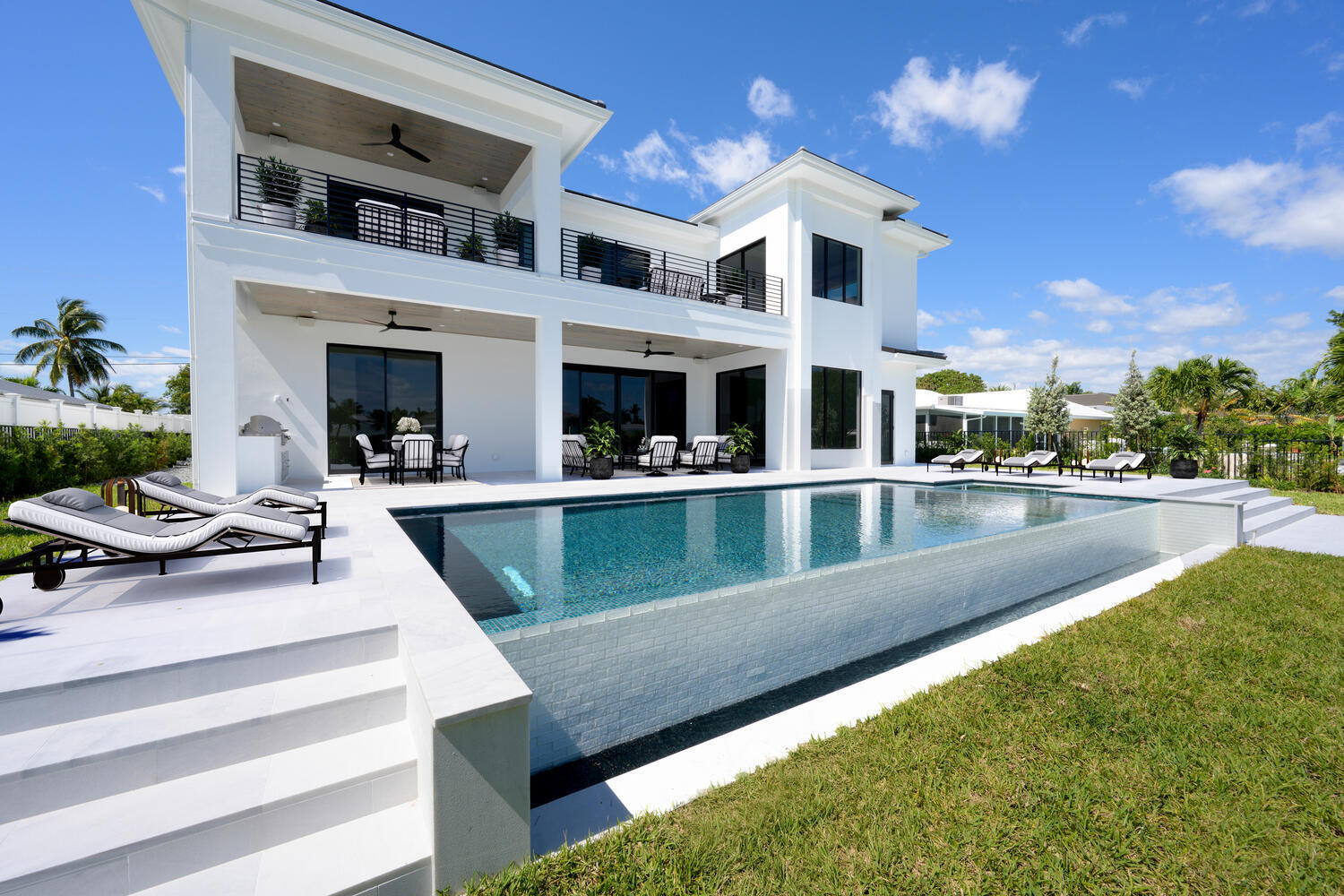 NORTH PALM BEACH VILLAGE OF 2 - Residential