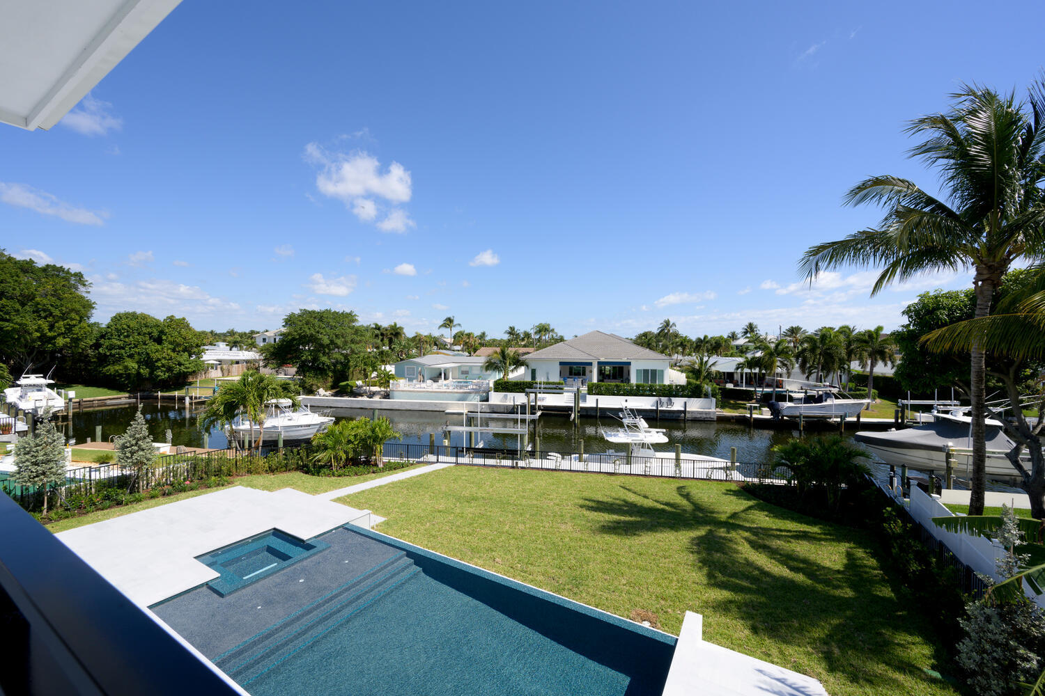 NORTH PALM BEACH VILLAGE OF 2 - Residential
