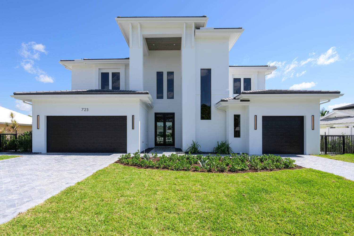 NORTH PALM BEACH VILLAGE OF 2 - Residential