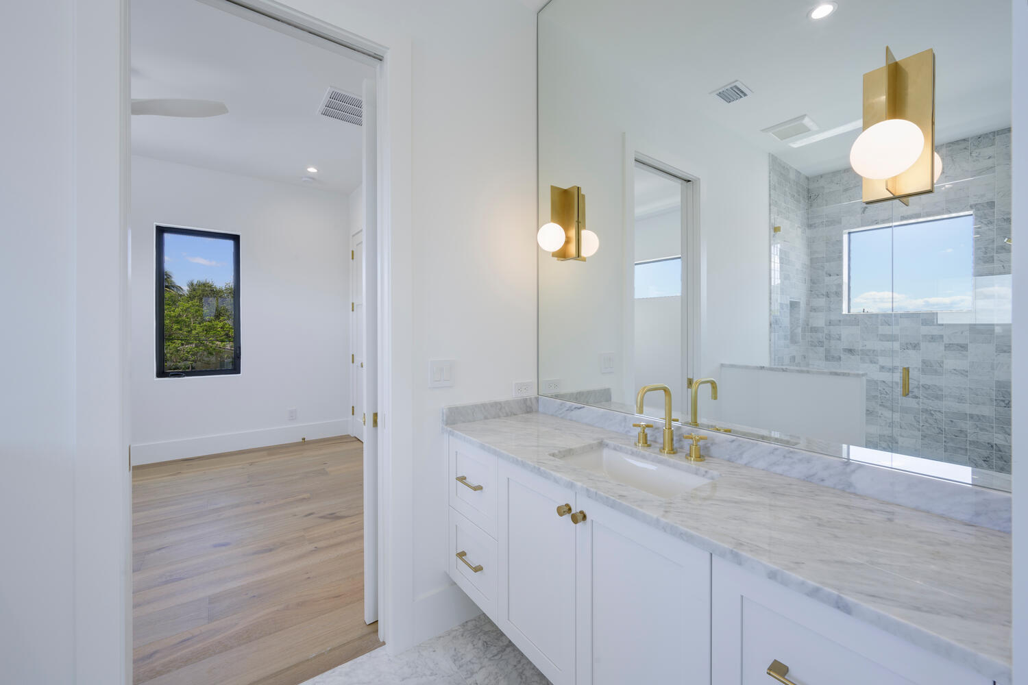 NORTH PALM BEACH VILLAGE OF 2 - Residential