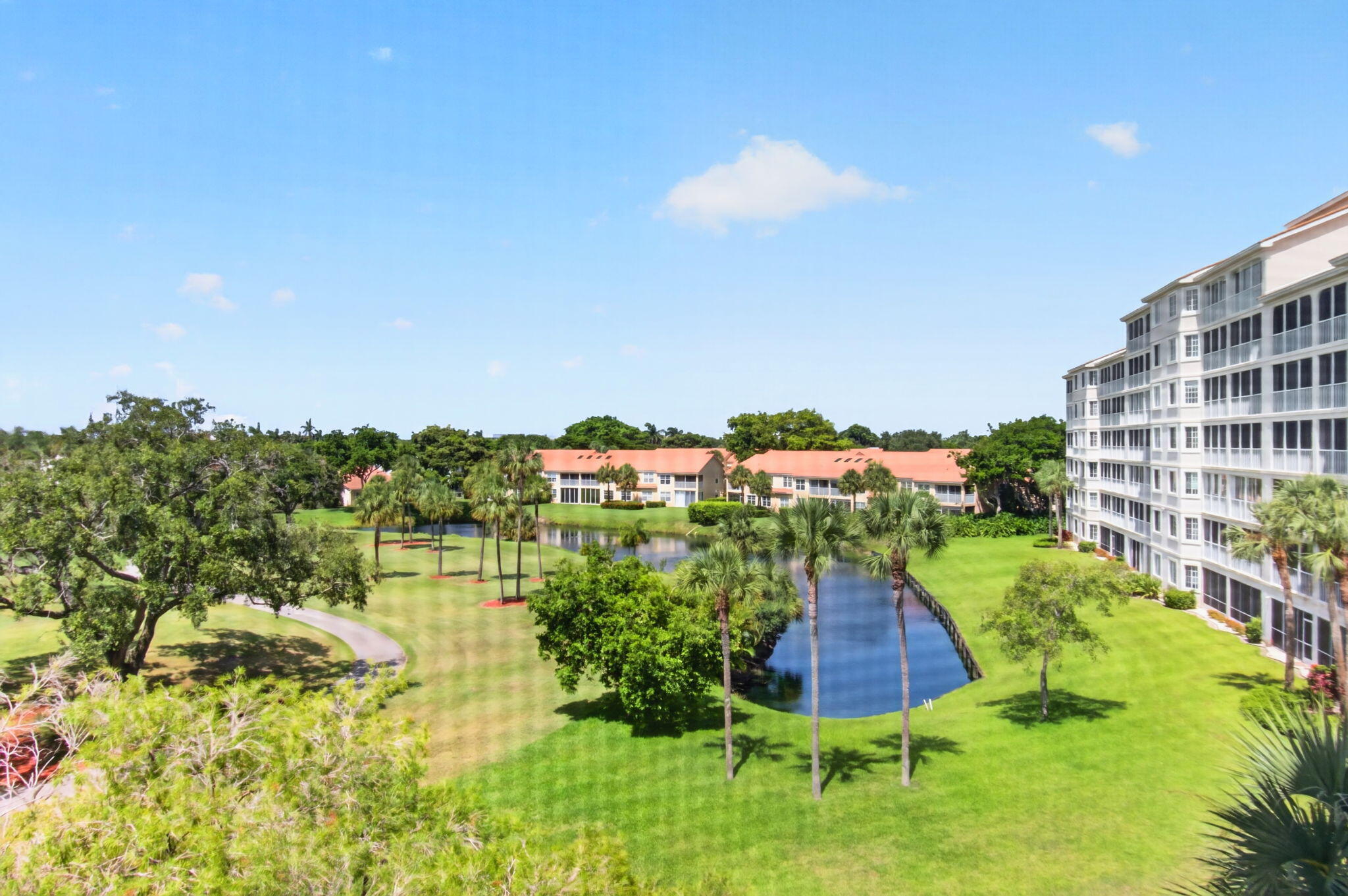 SPYGLASS WALK - Residential