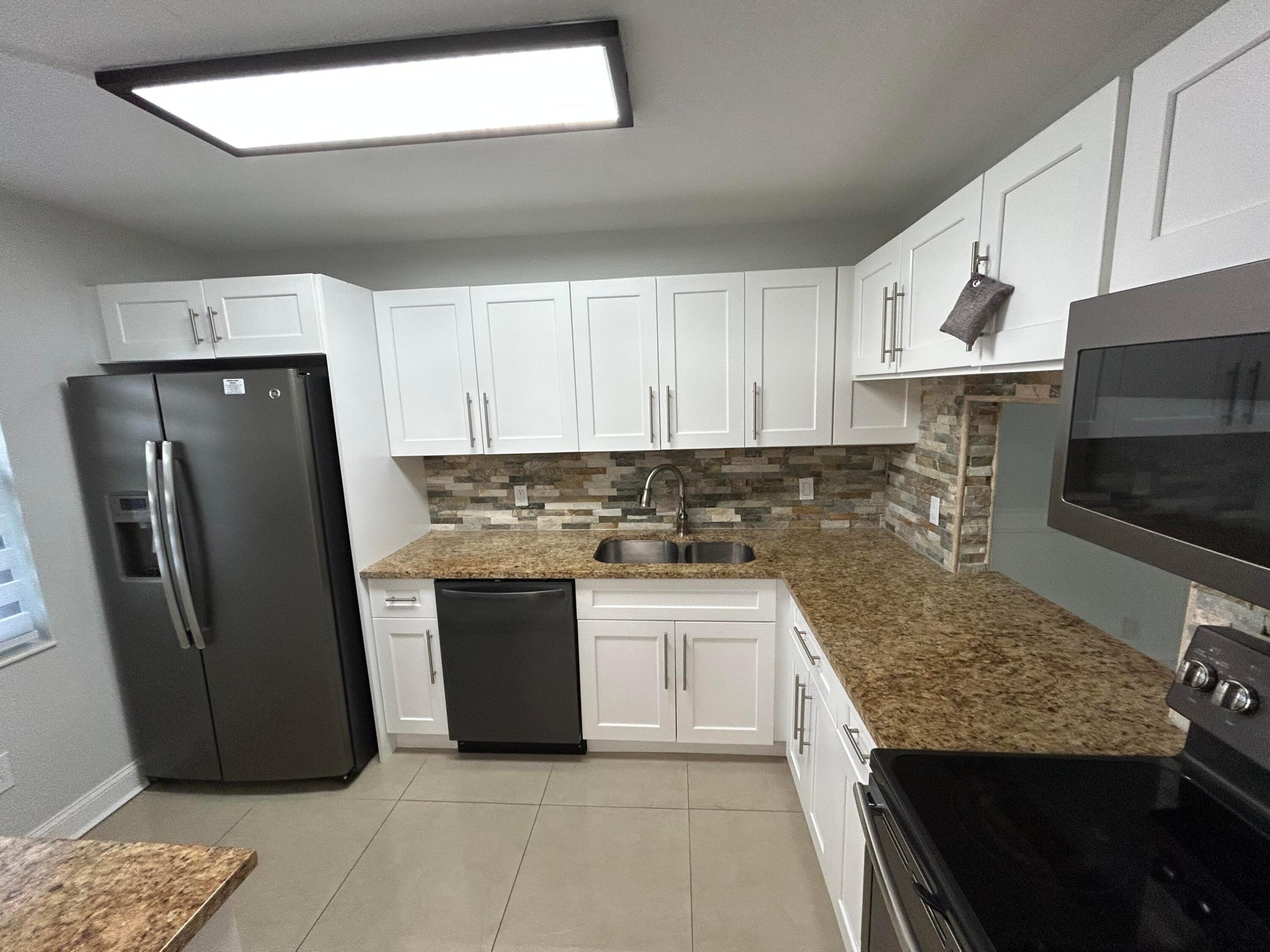 GOLDEN LAKES CONDO - Residential