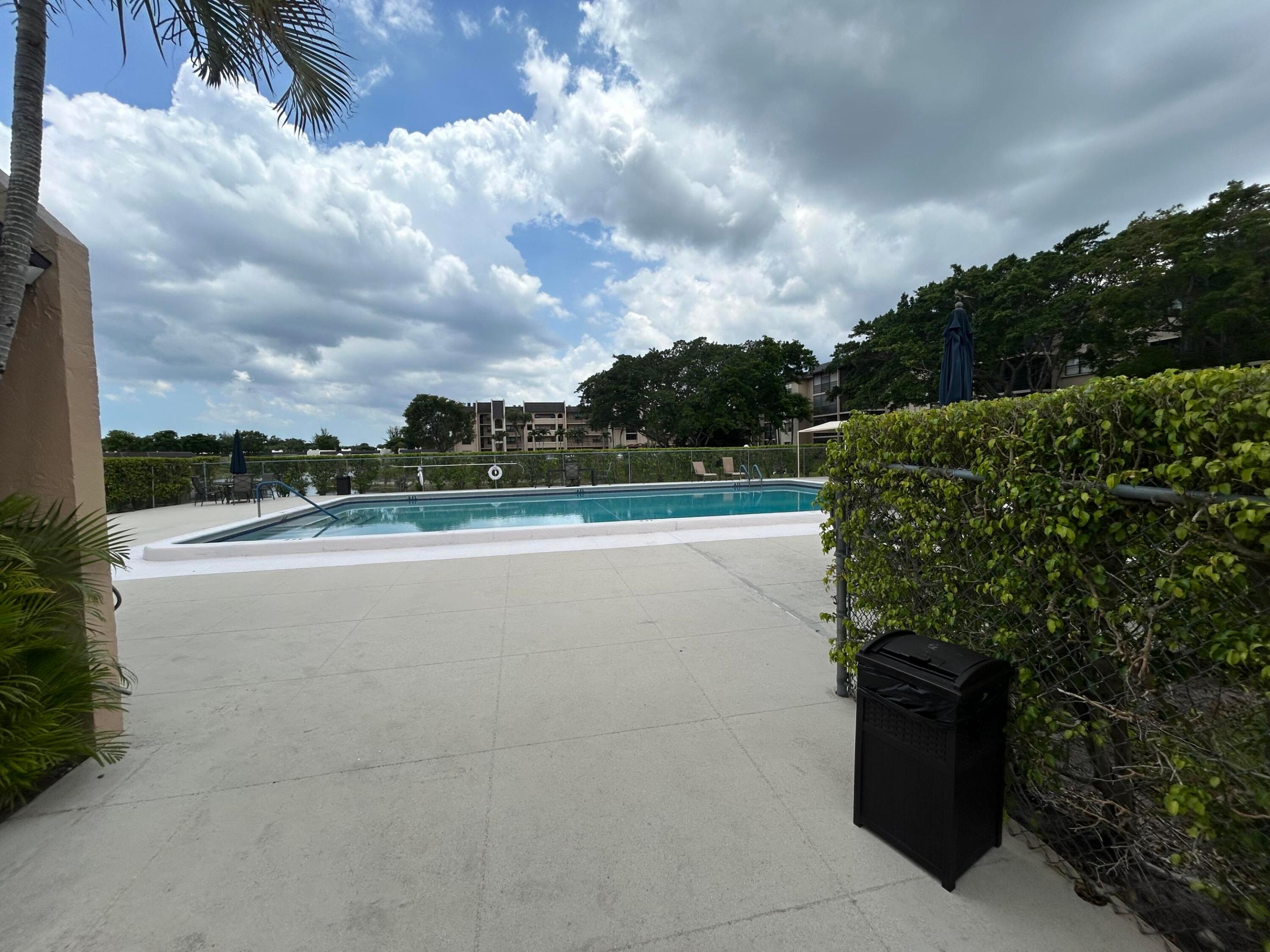 GOLDEN LAKES CONDO - Residential