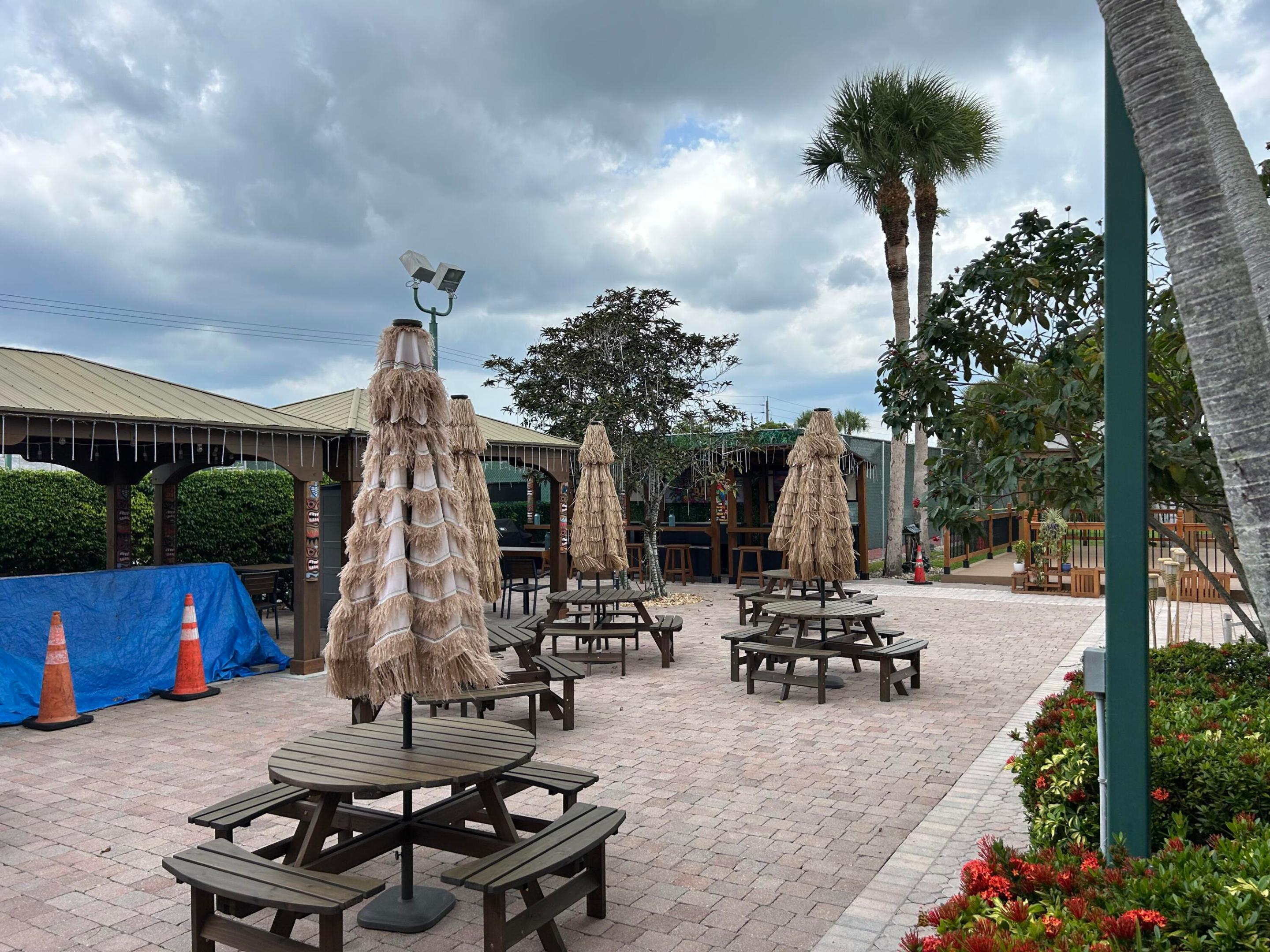 GOLDEN LAKES CONDO - Residential