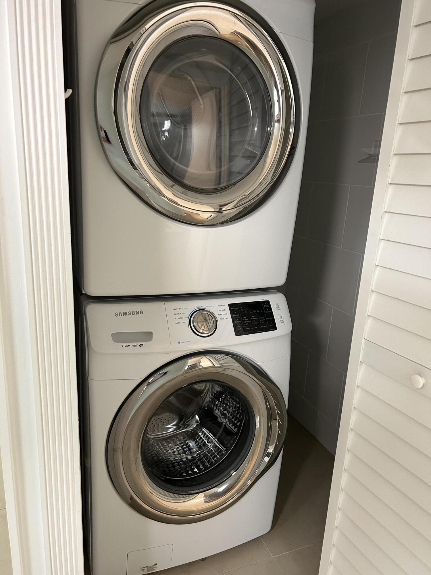 GOLDEN LAKES CONDO - Residential