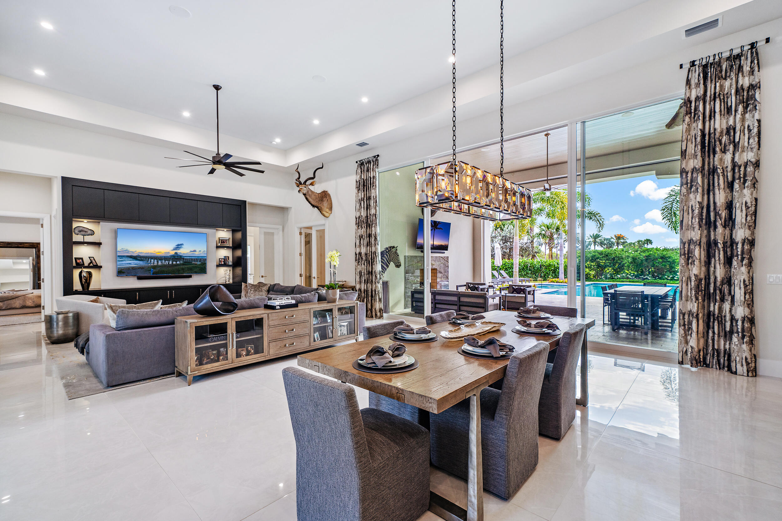 Admirals Cove - Residential
