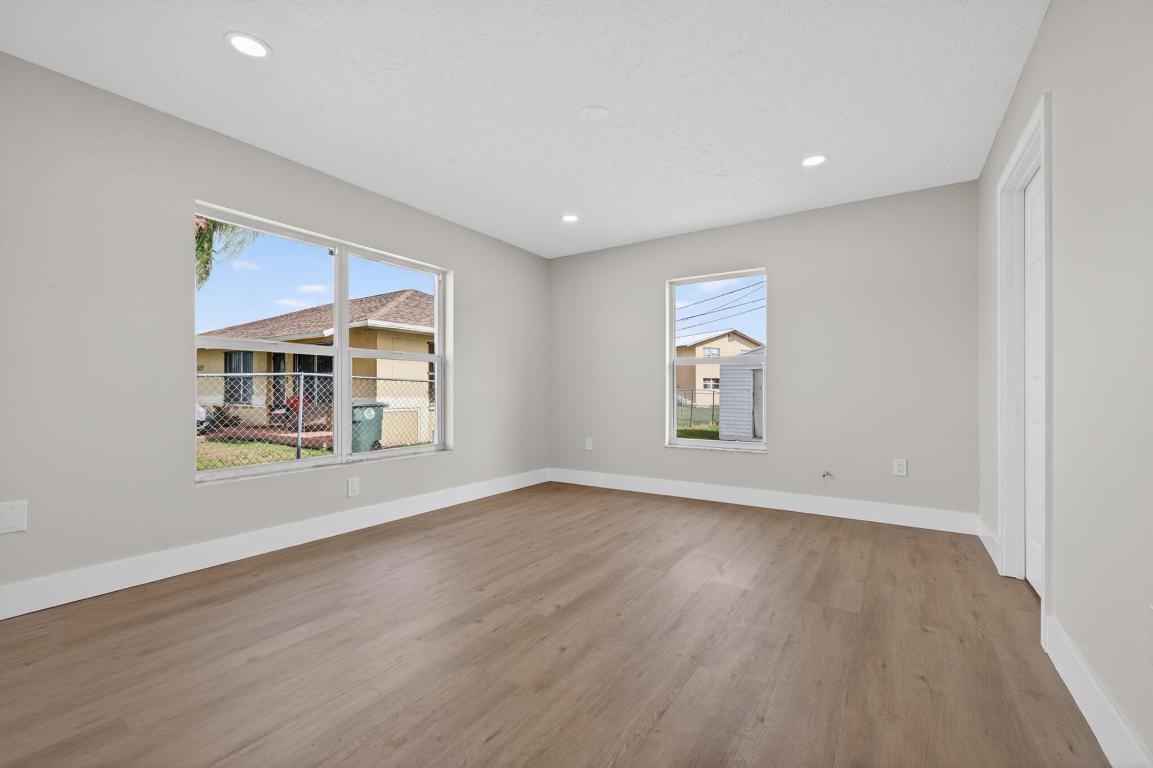 HOUSTON SUB - Residential