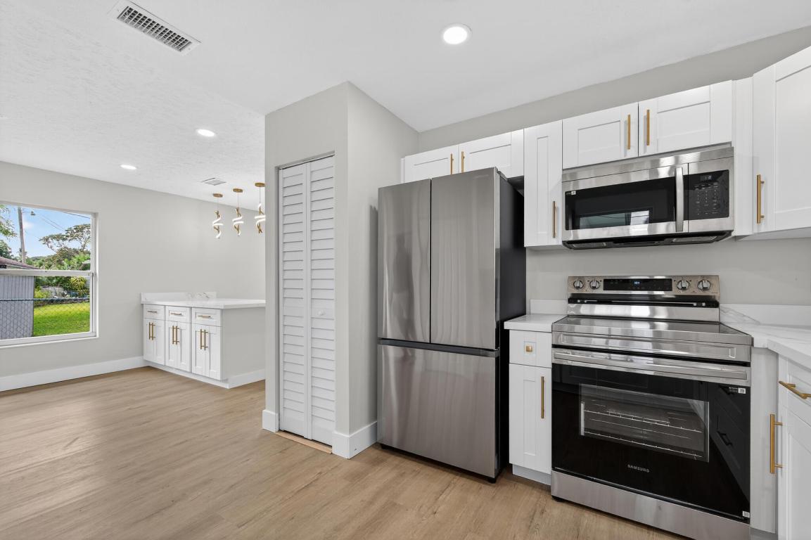 HOUSTON SUB - Residential
