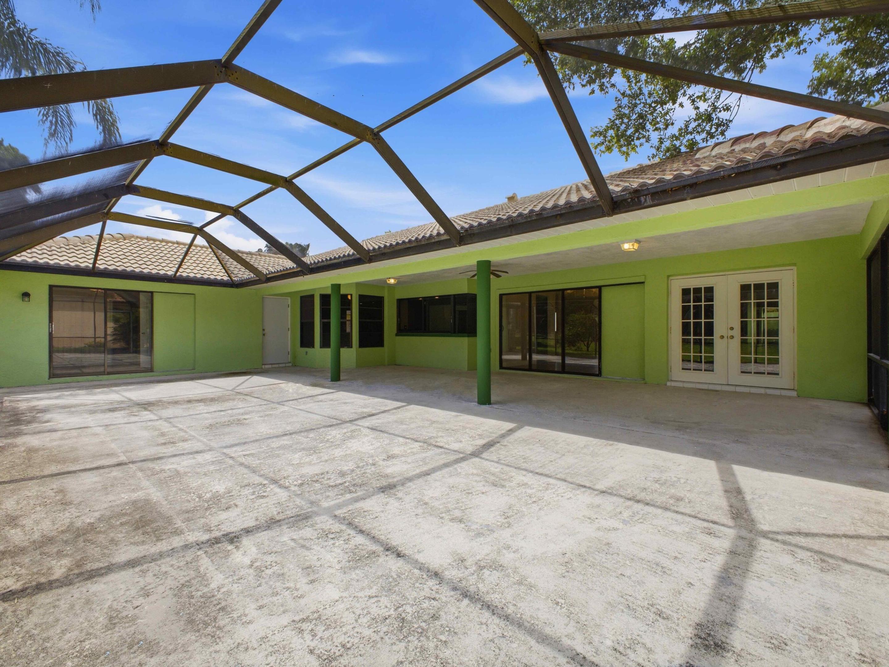 COUNTRY CLUB ESTATES PARCEL 8 PHASE 1 - Residential