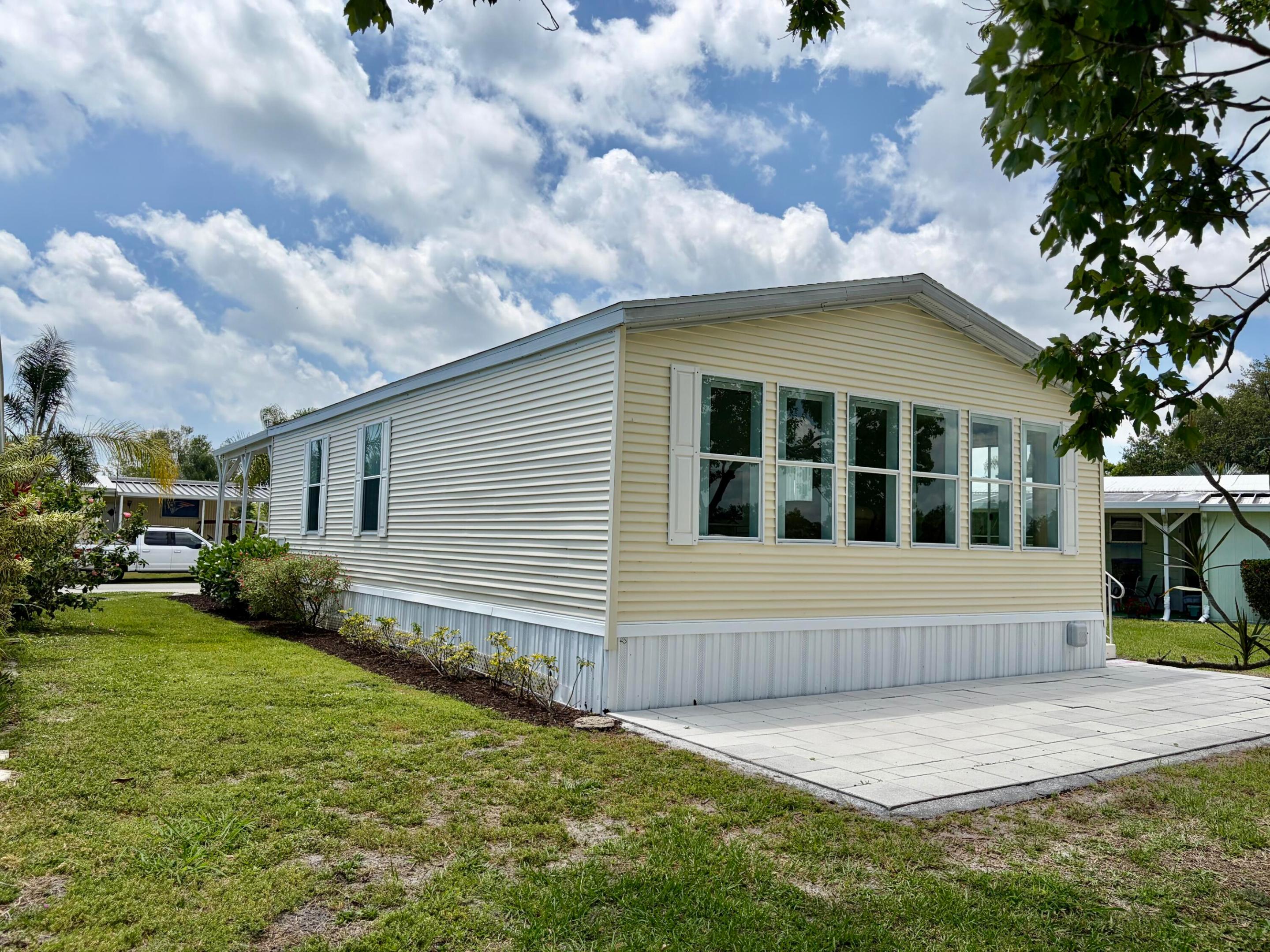 Spanish Laakes Riverfront - Residential