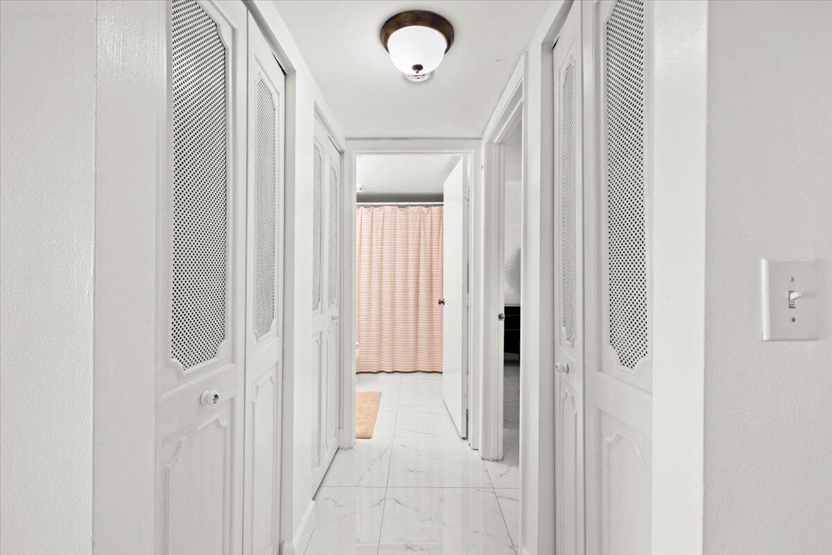 WATERS EDGE TOWERS CONDO - Residential