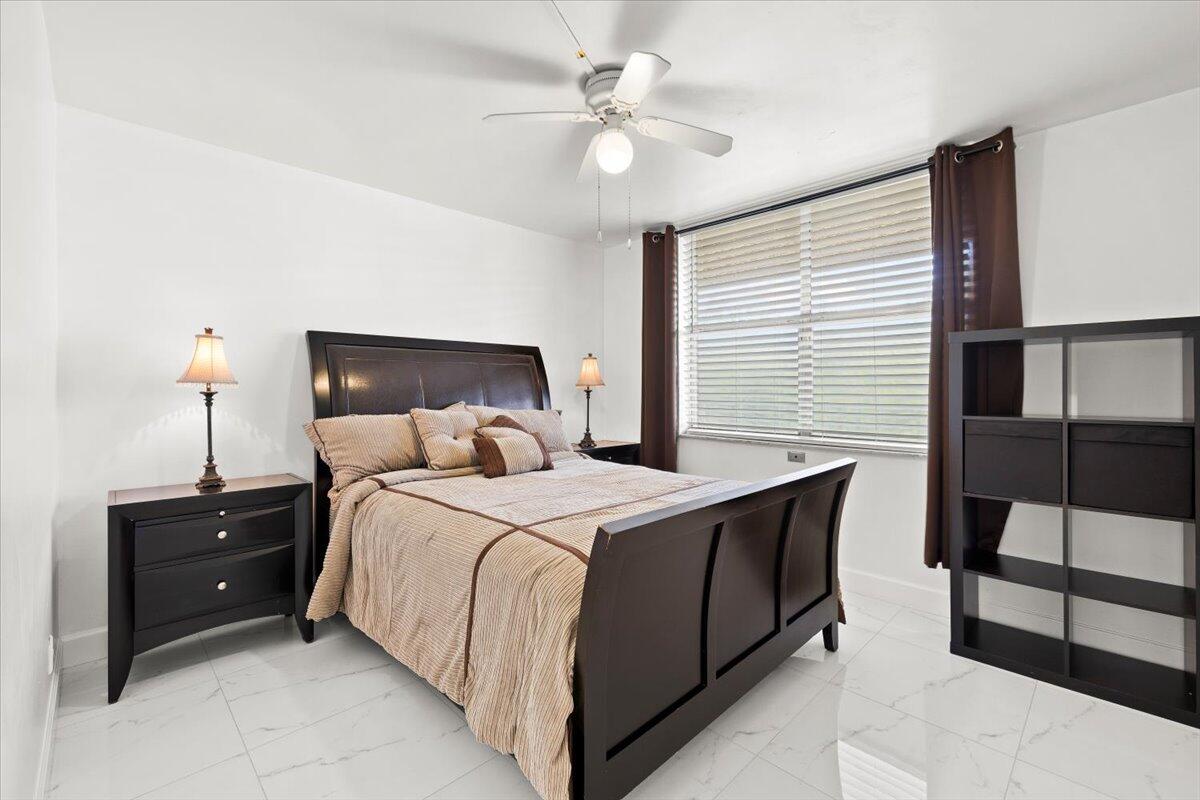 WATERS EDGE TOWERS CONDO - Residential