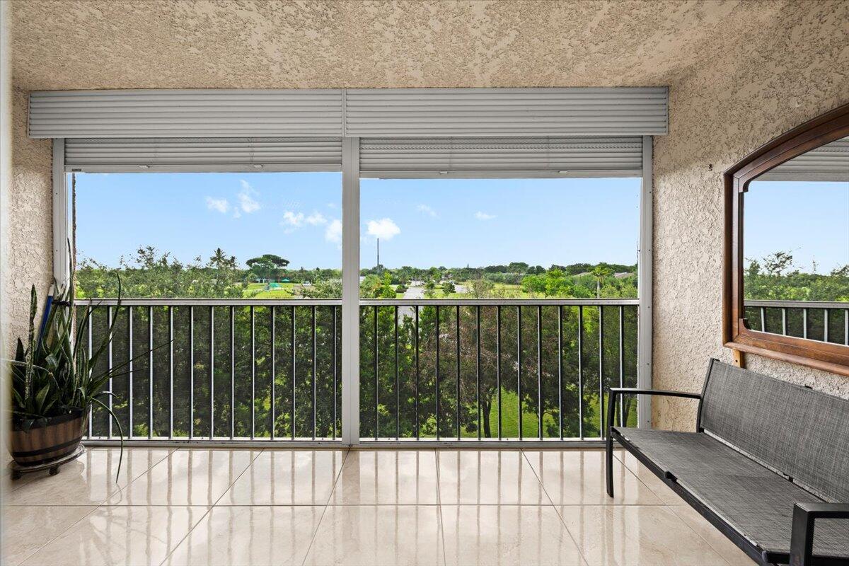 WATERS EDGE TOWERS CONDO - Residential