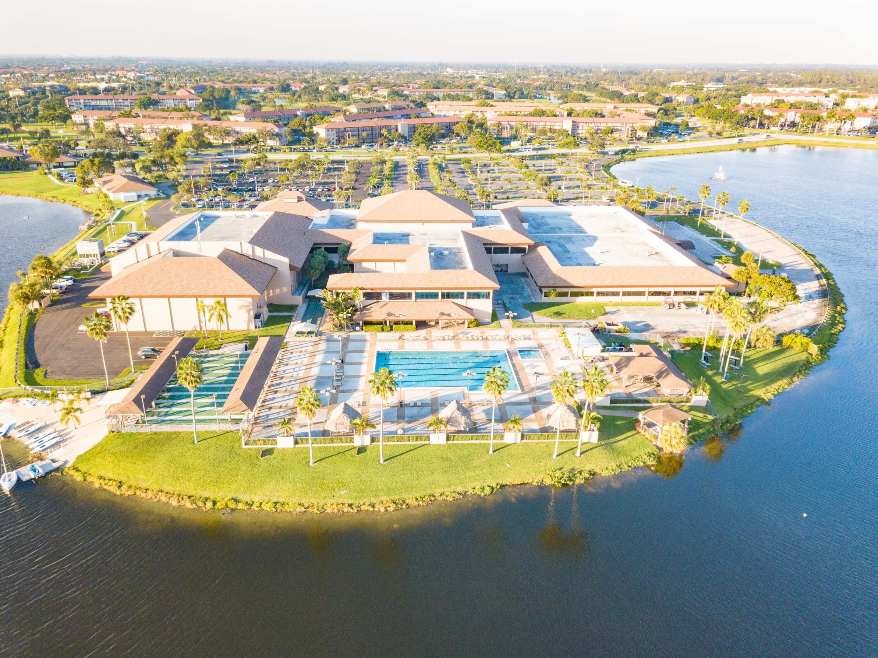 SUFFOLK AT CENTURY VILLAGE - Residential