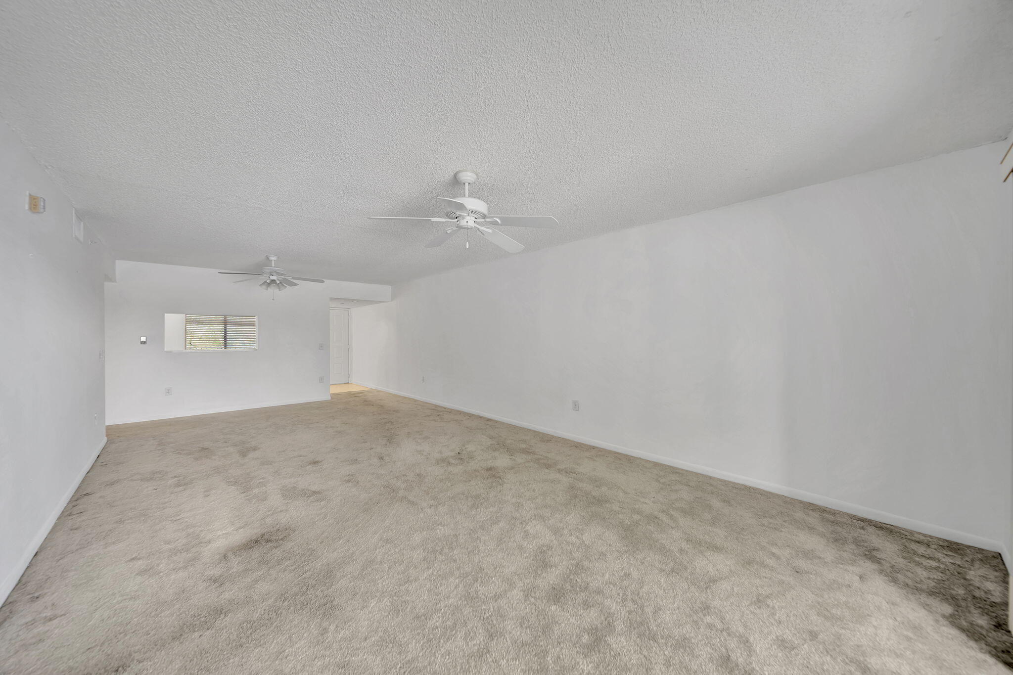 SUFFOLK AT CENTURY VILLAGE - Residential
