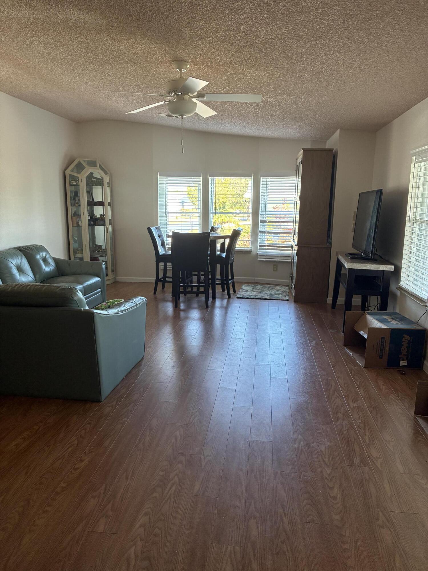 Pinelake Gardens & Estates - Residential