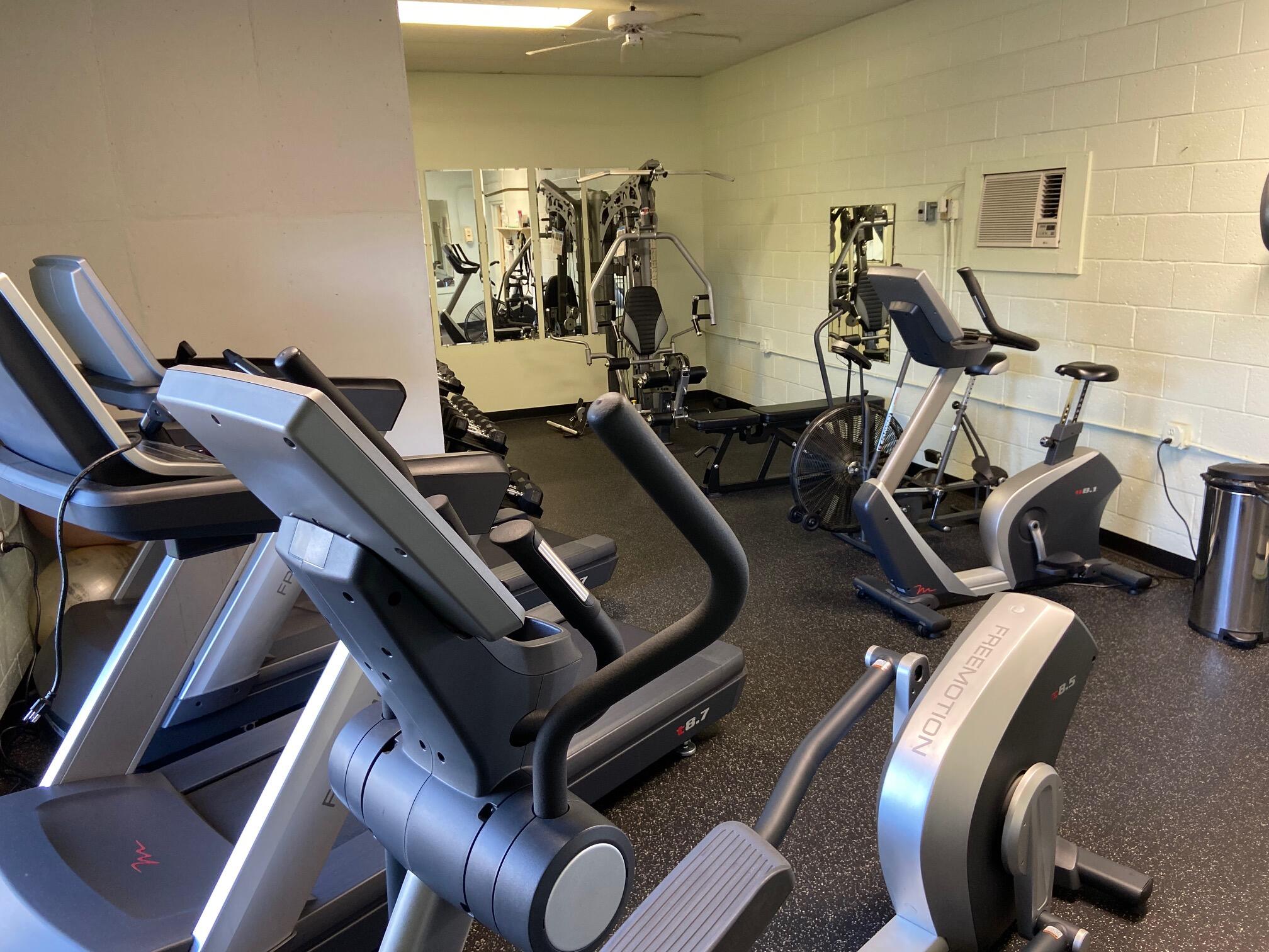 SEA POINTE TOWERS OF FORT PIERCE, A CONDOMINIUM - Residential Lease